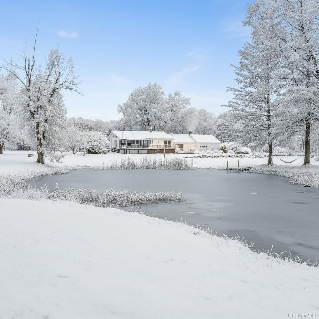 886 Burlingham Road, Pine Bush, NY 12566