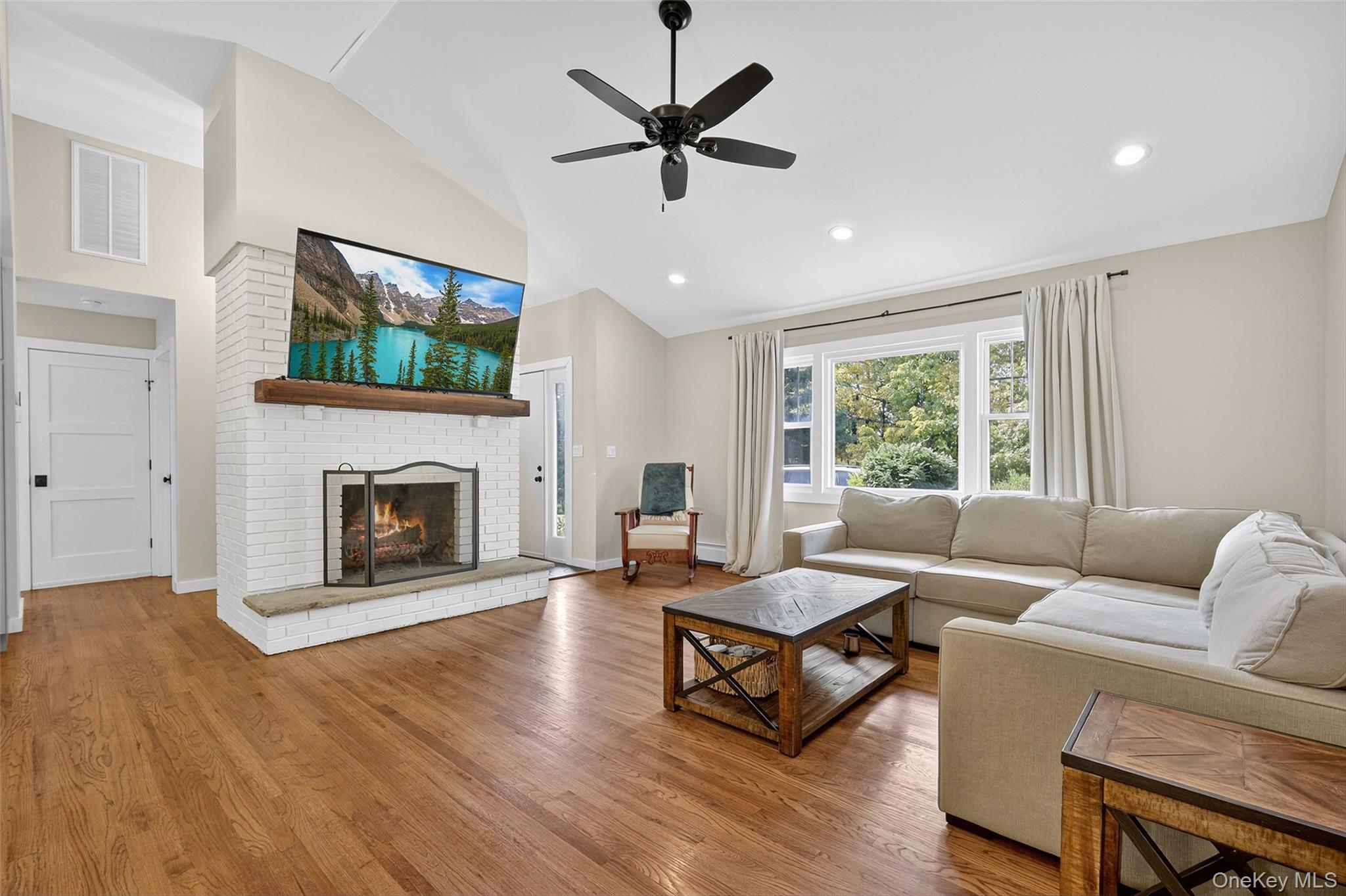 58 Cole Road, Pleasant Valley, NY 12569