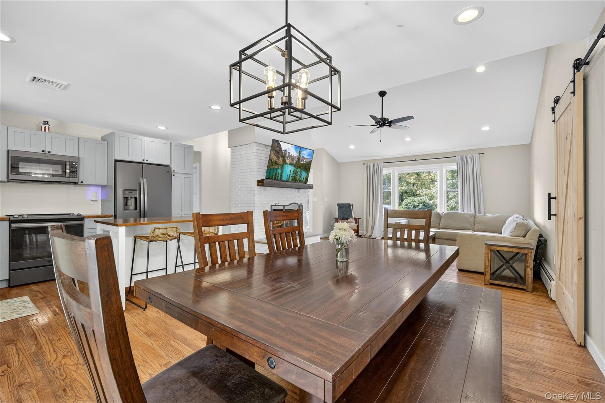 58 Cole Road, Pleasant Valley, NY 12569