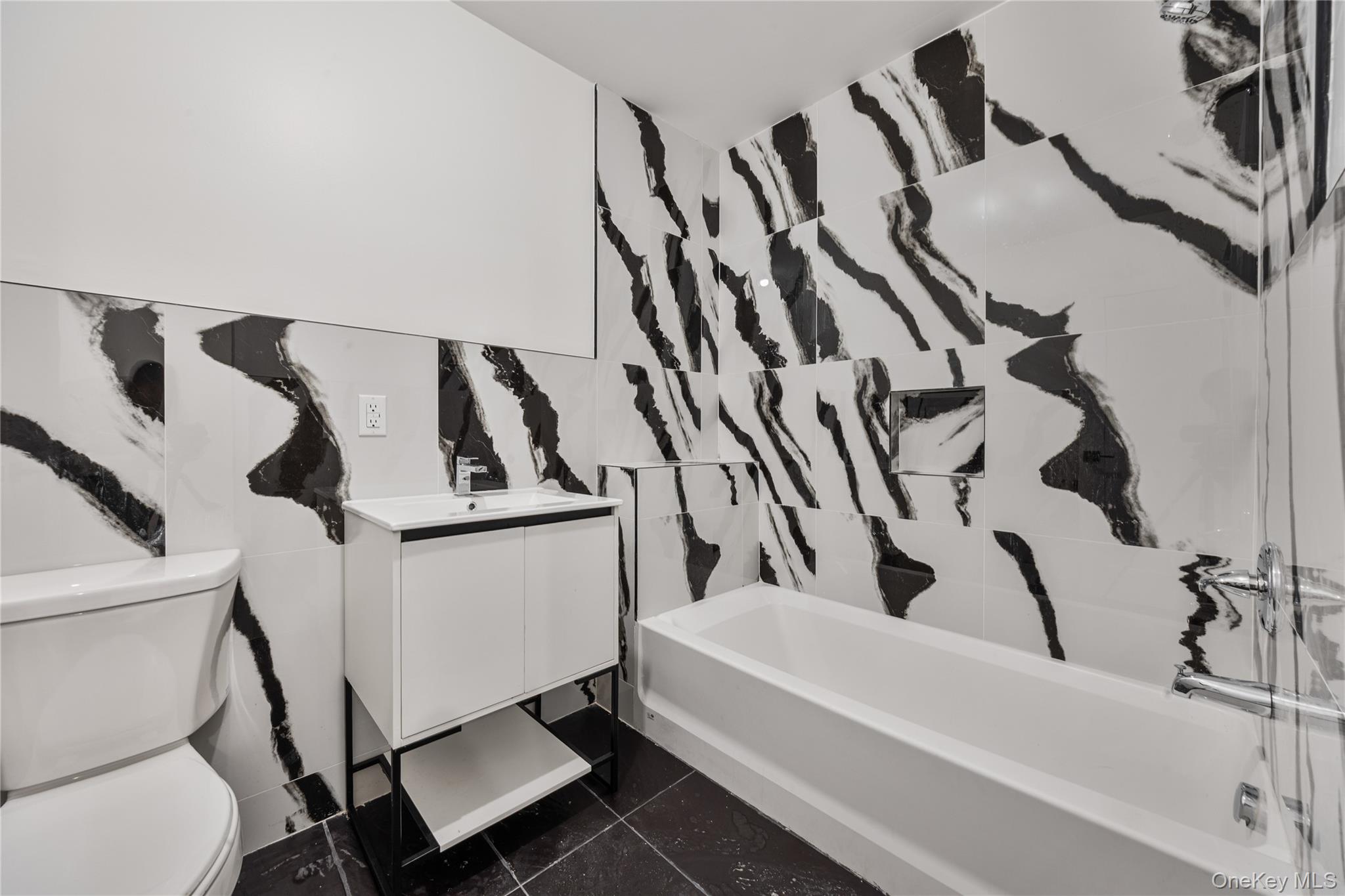 115 S Madison Avenue # 211, Spring Valley, NY 10977