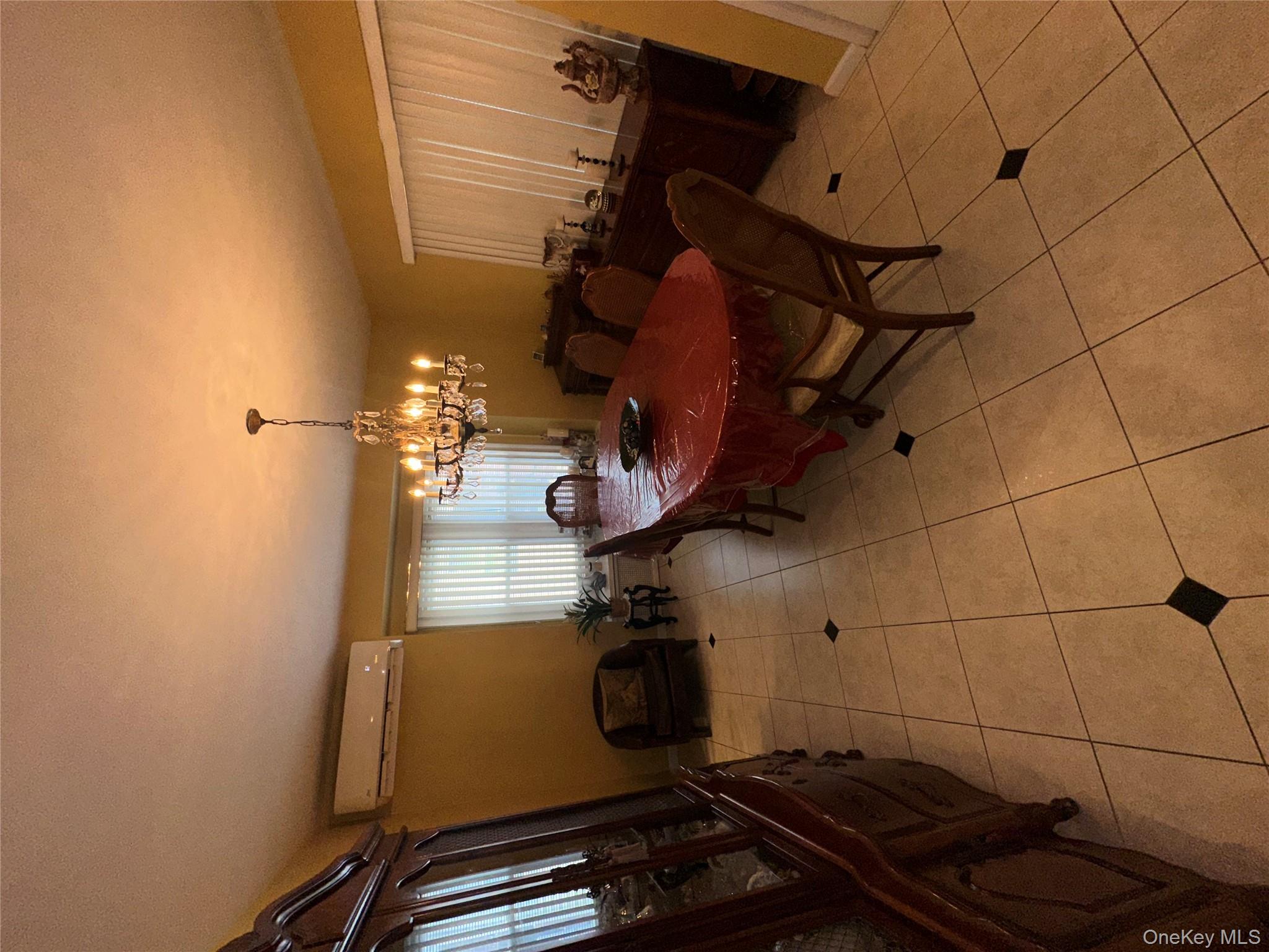 9 Christabel Street, Lynbrook, NY 11563