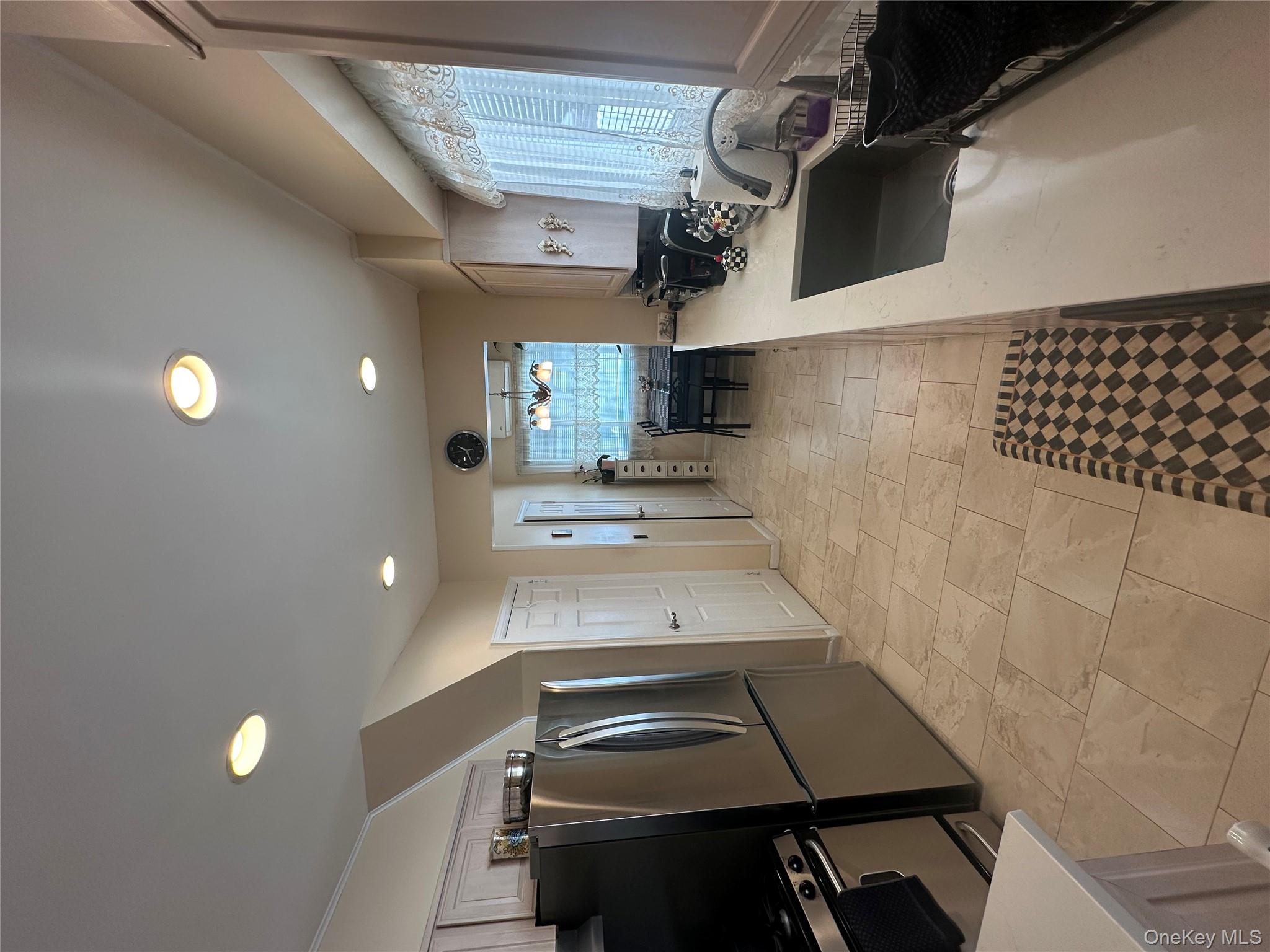 9 Christabel Street, Lynbrook, NY 11563