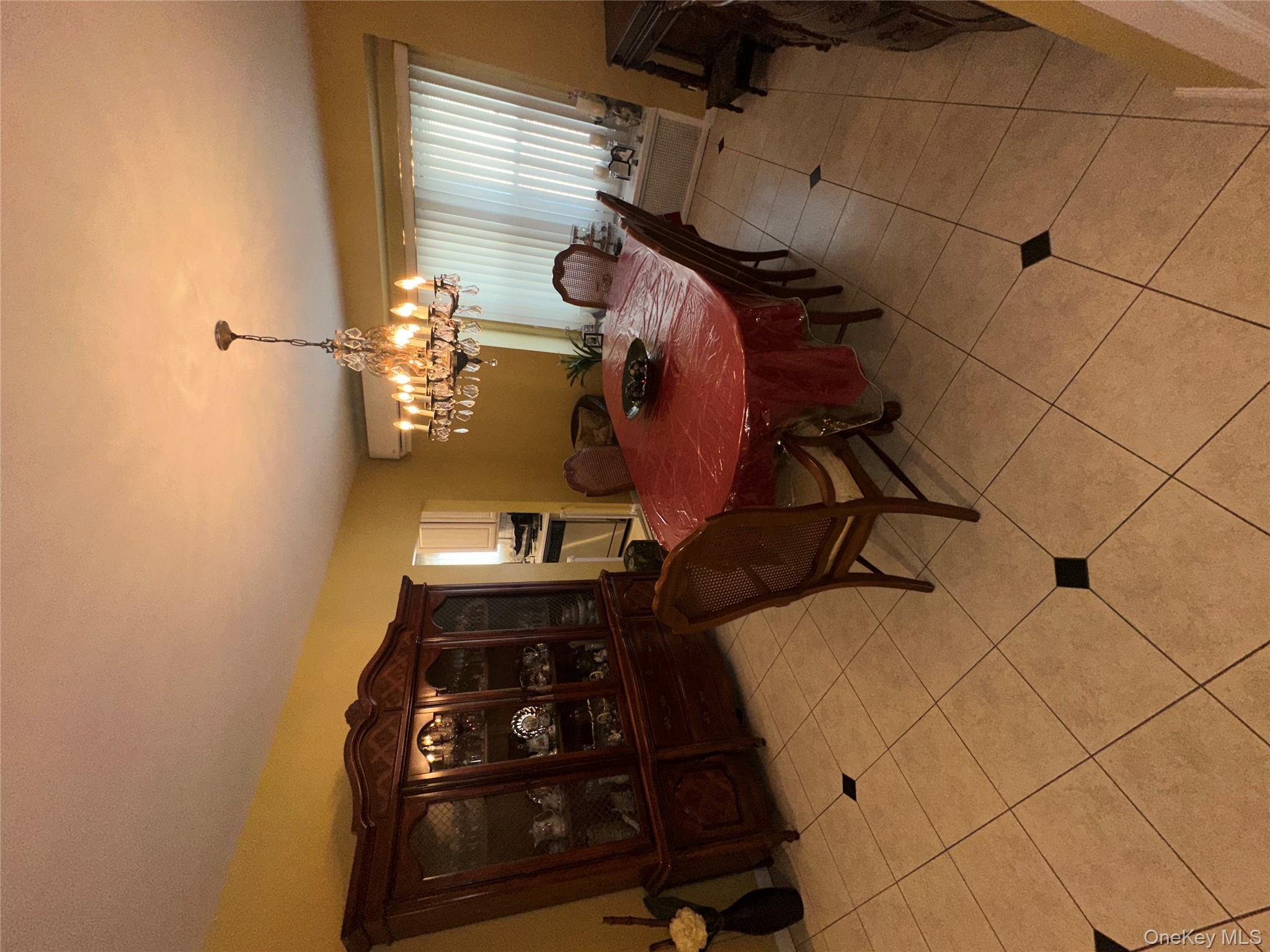 9 Christabel Street, Lynbrook, NY 11563