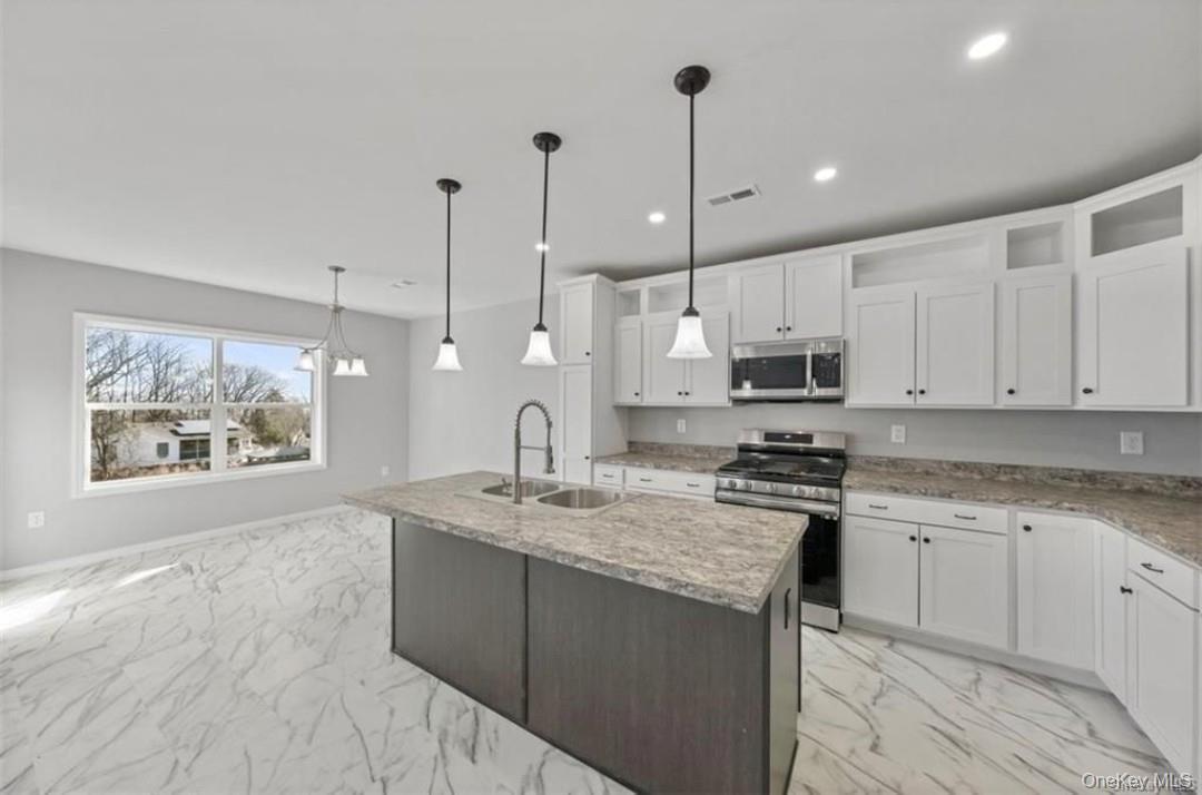 17 Chestnut Street, Stony Point, NY 10980