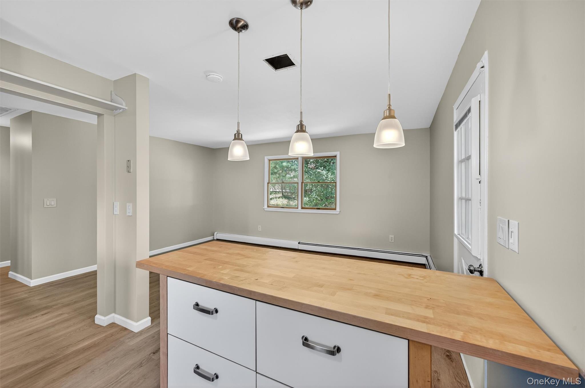 20 St Georges Avenue, Monroe, NY 10950