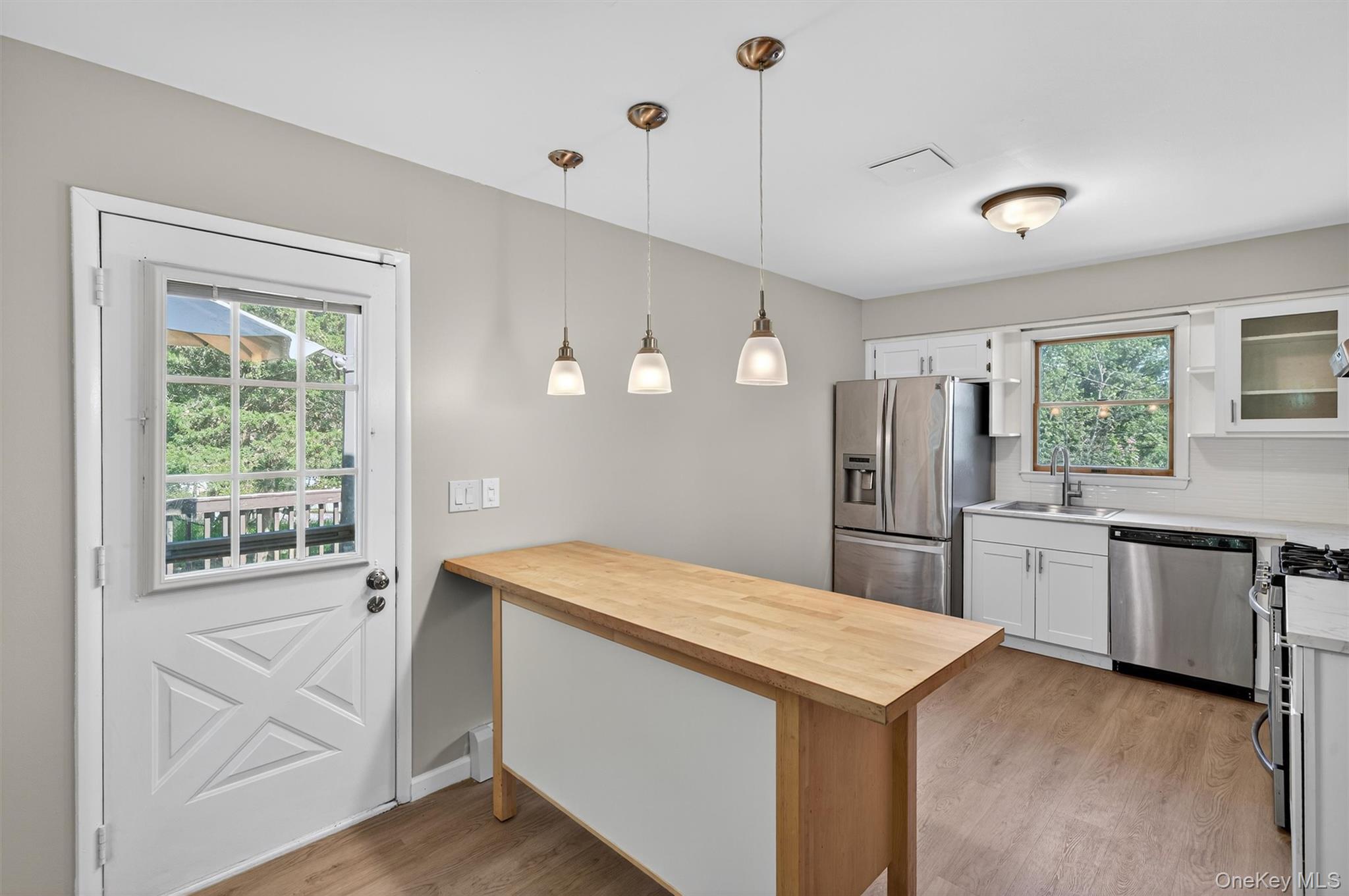 20 St Georges Avenue, Monroe, NY 10950