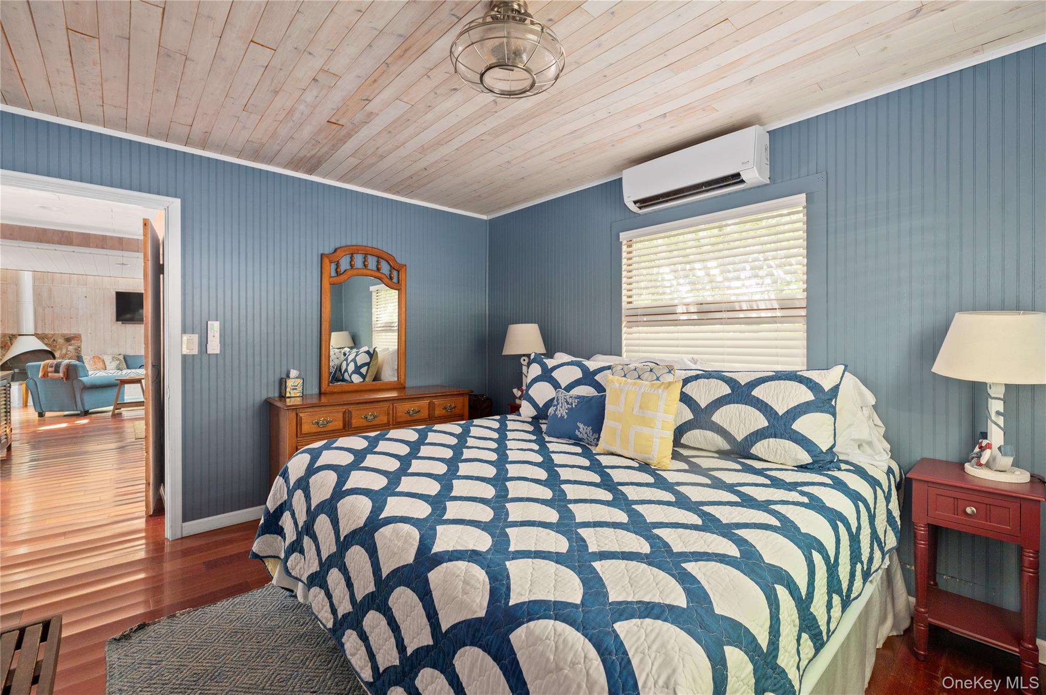 20 Seneca Street, Ocean Bay Park, NY 11770