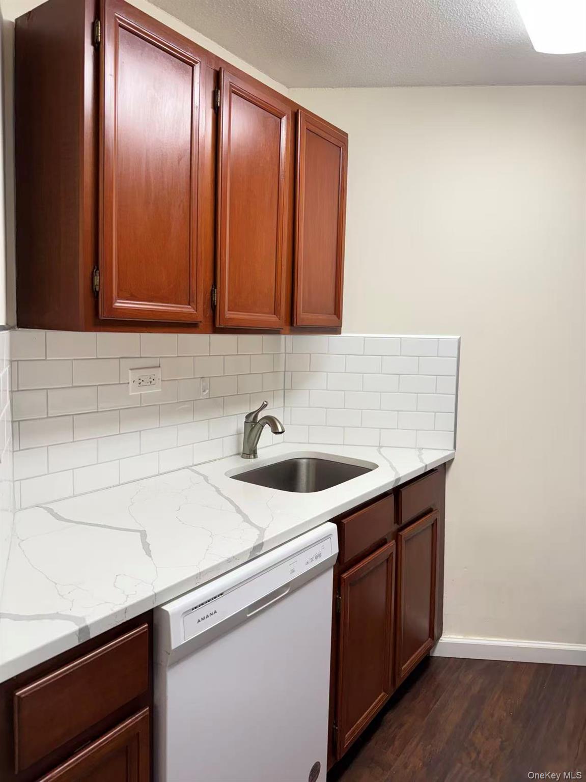 2 Bay Club Drive # 17H, Bayside, NY 11360