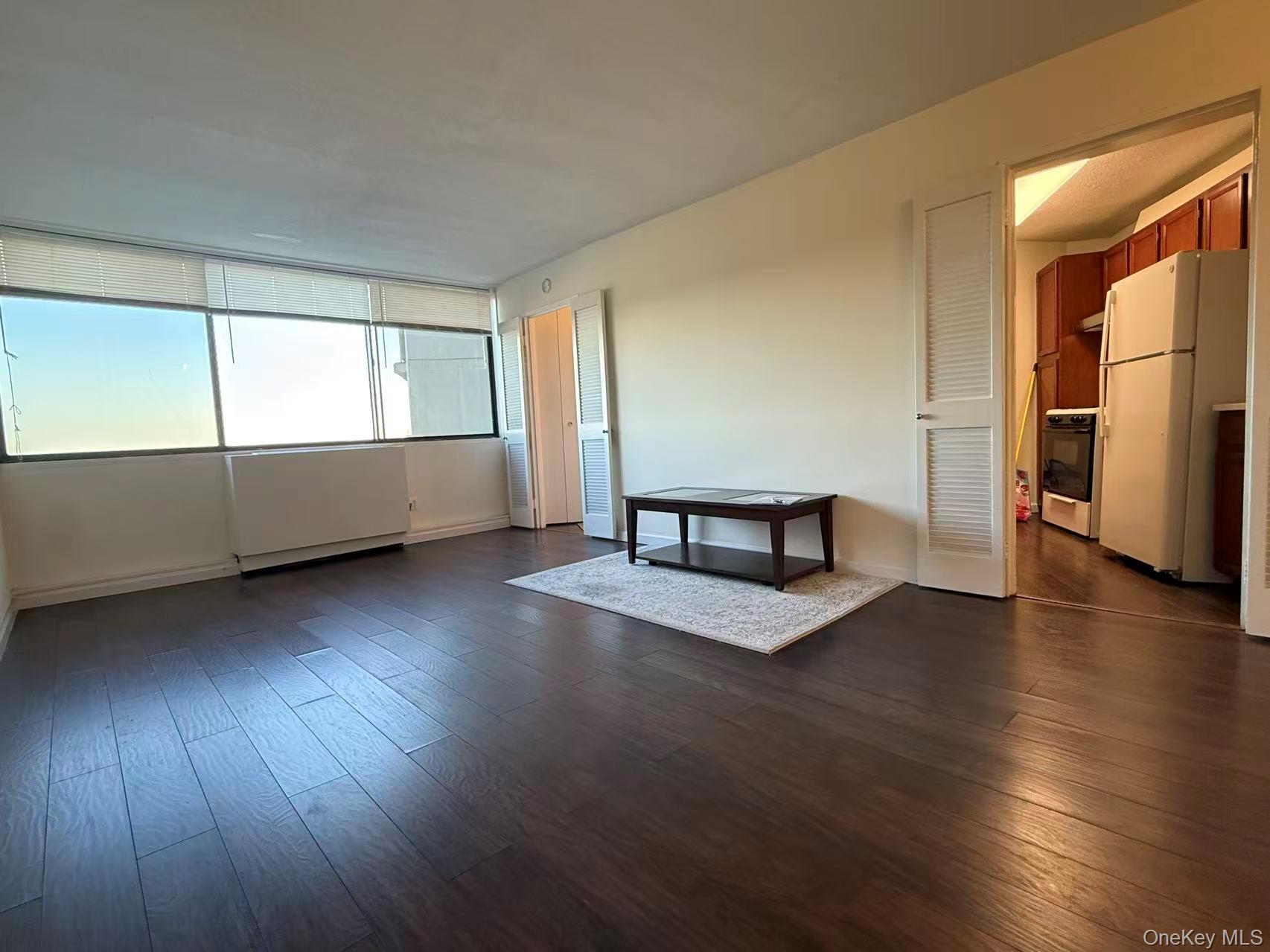 2 Bay Club Drive # 17H, Bayside, NY 11360