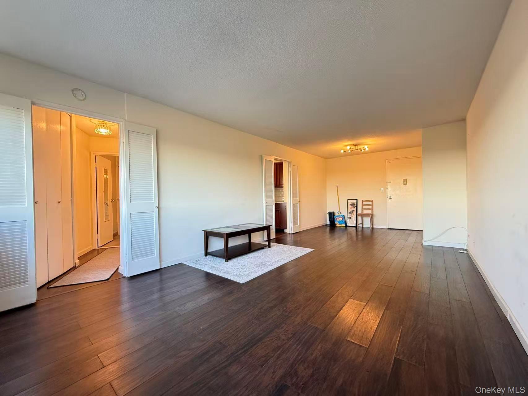 2 Bay Club Drive # 17H, Bayside, NY 11360