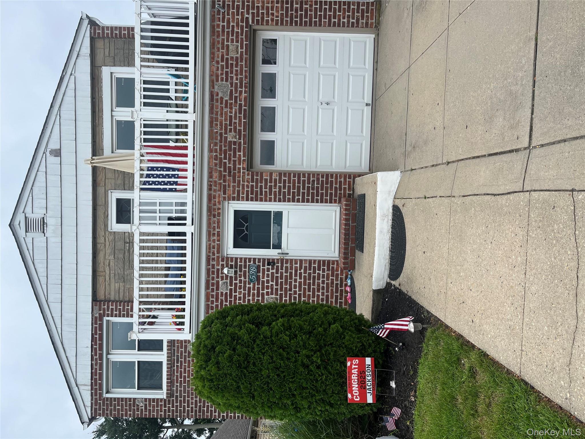 538 E Park Avenue, Long Beach, NY 11561