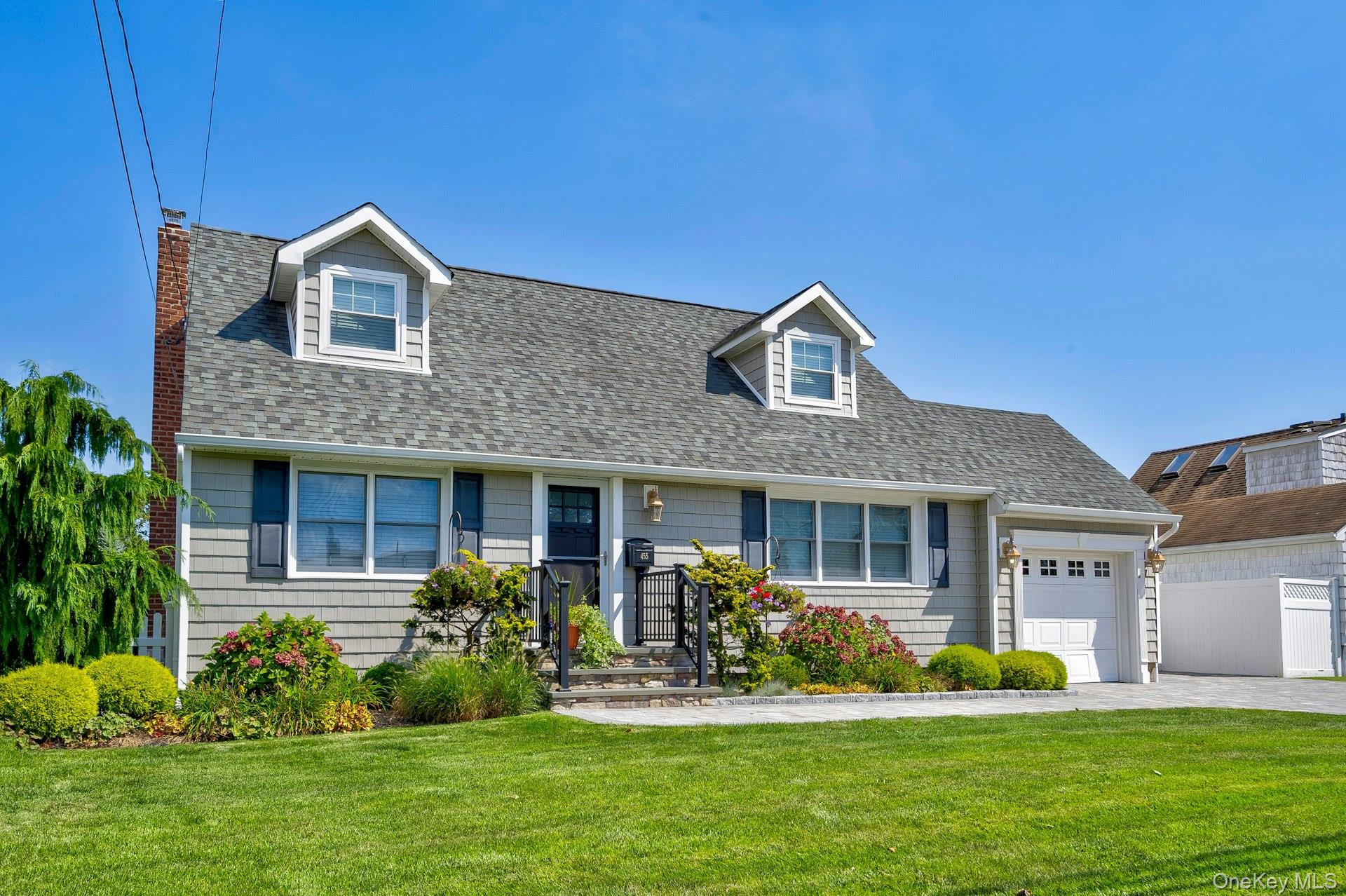 455 Atlantic Avenue, Massapequa Park, NY 11762