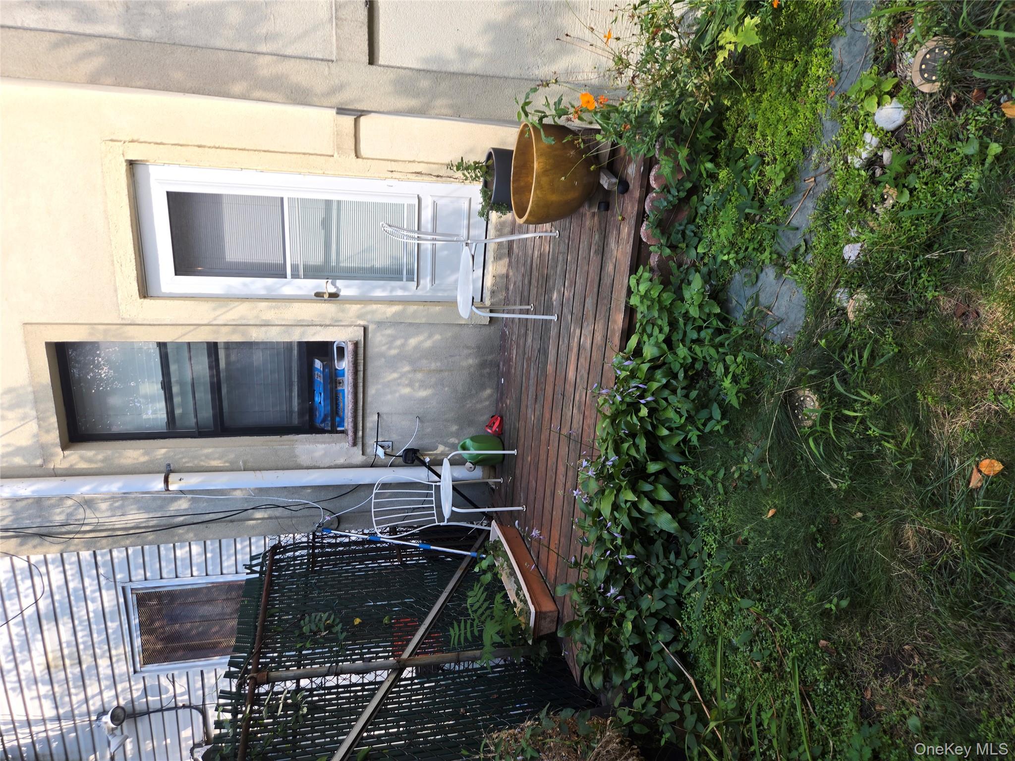 1530 Gates Avenue, Brooklyn, NY 11237