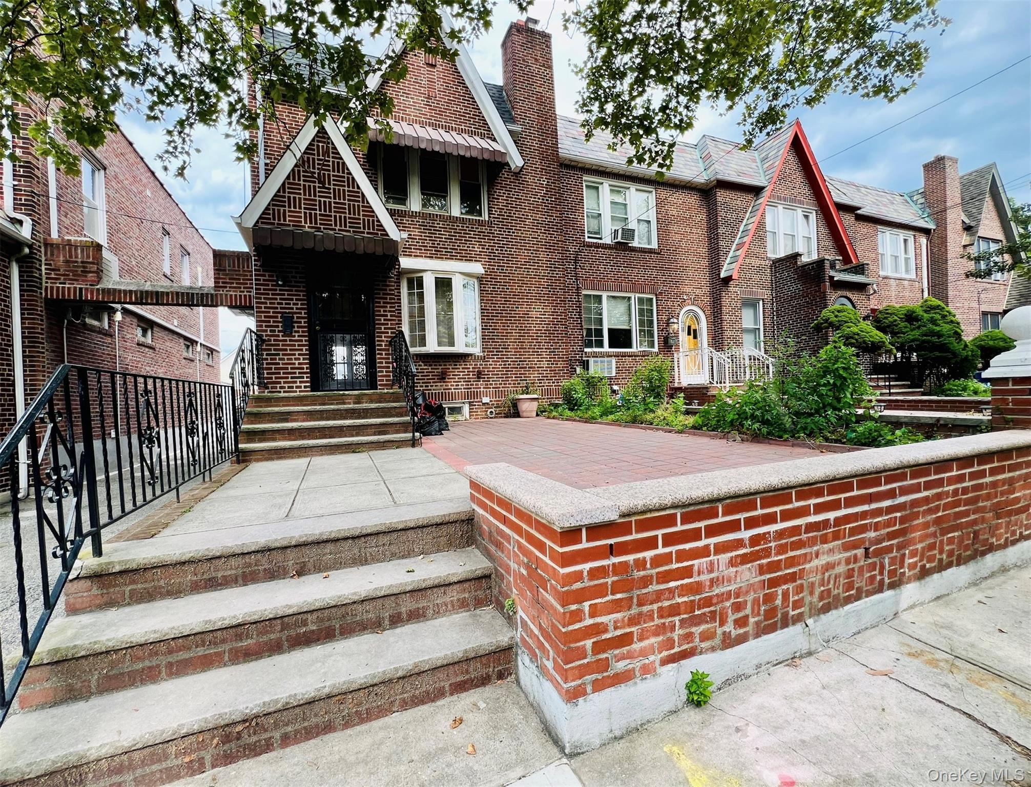 62-53 83rd Street, Middle Village, NY 11379