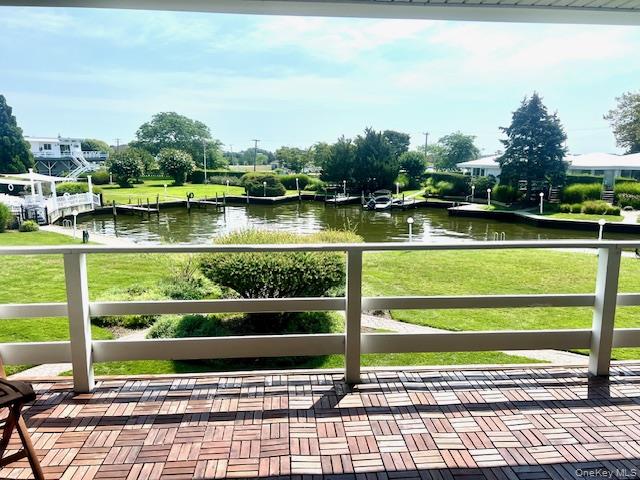 35 Library Avenue # 6J, Westhampton Beach, NY 11978