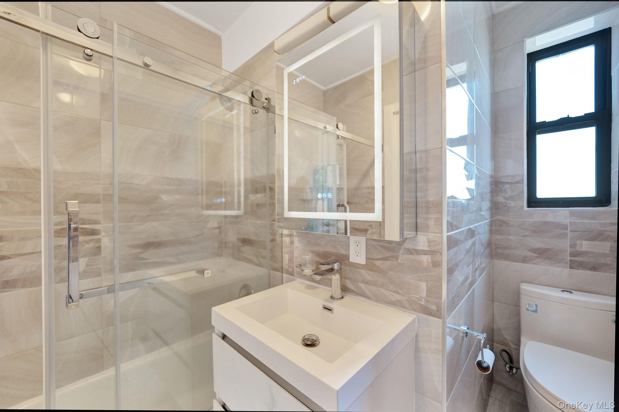 139-21 85th Drive # 5B, Briarwood, NY 11435