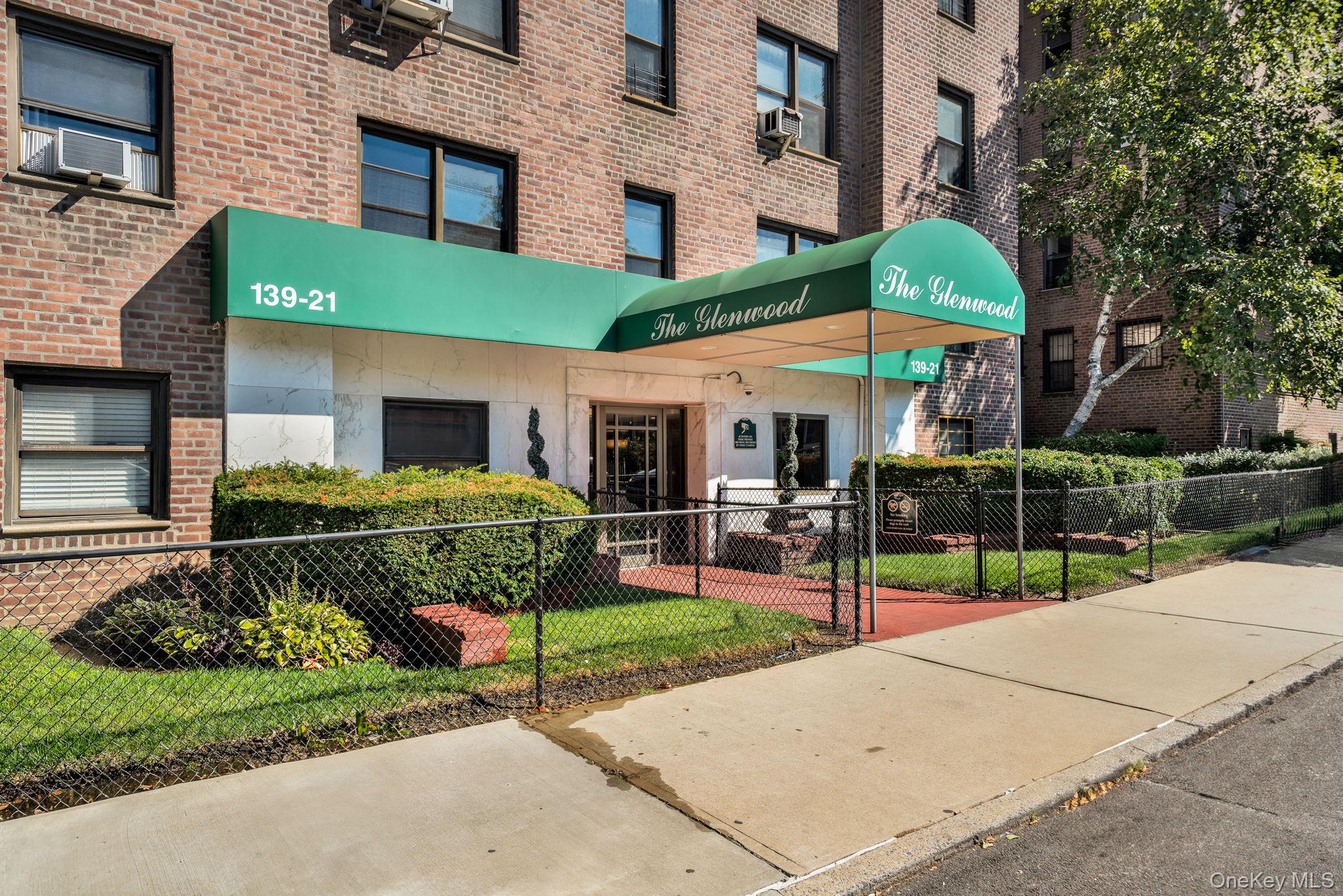 139-21 85th Drive # 5B, Briarwood, NY 11435