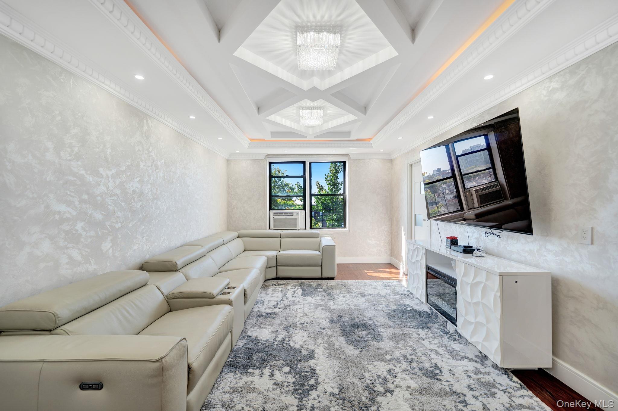 139-21 85th Drive # 5B, Briarwood, NY 11435