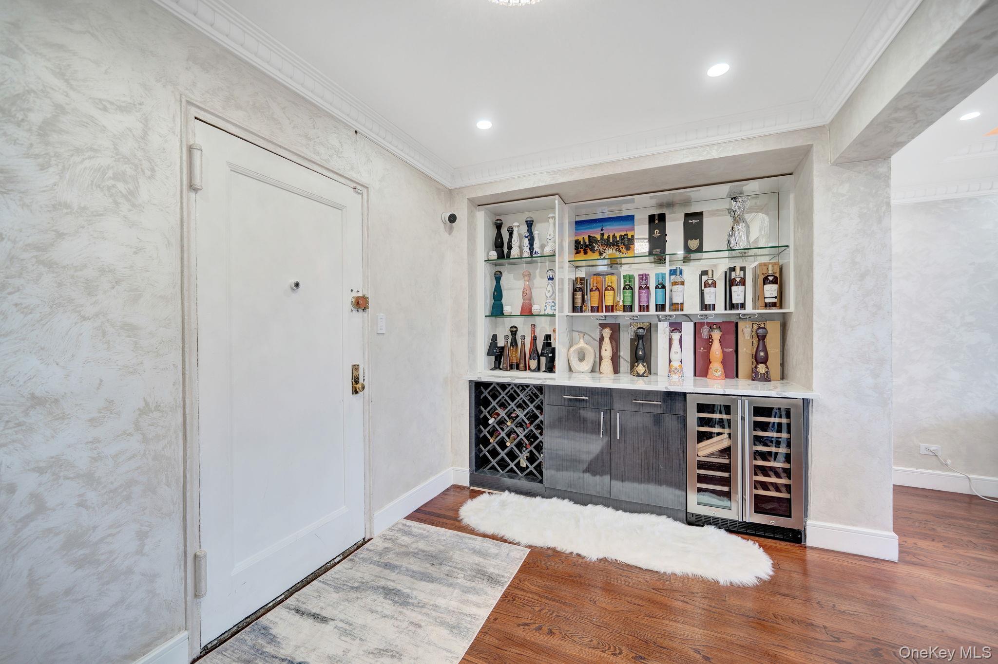 139-21 85th Drive # 5B, Briarwood, NY 11435