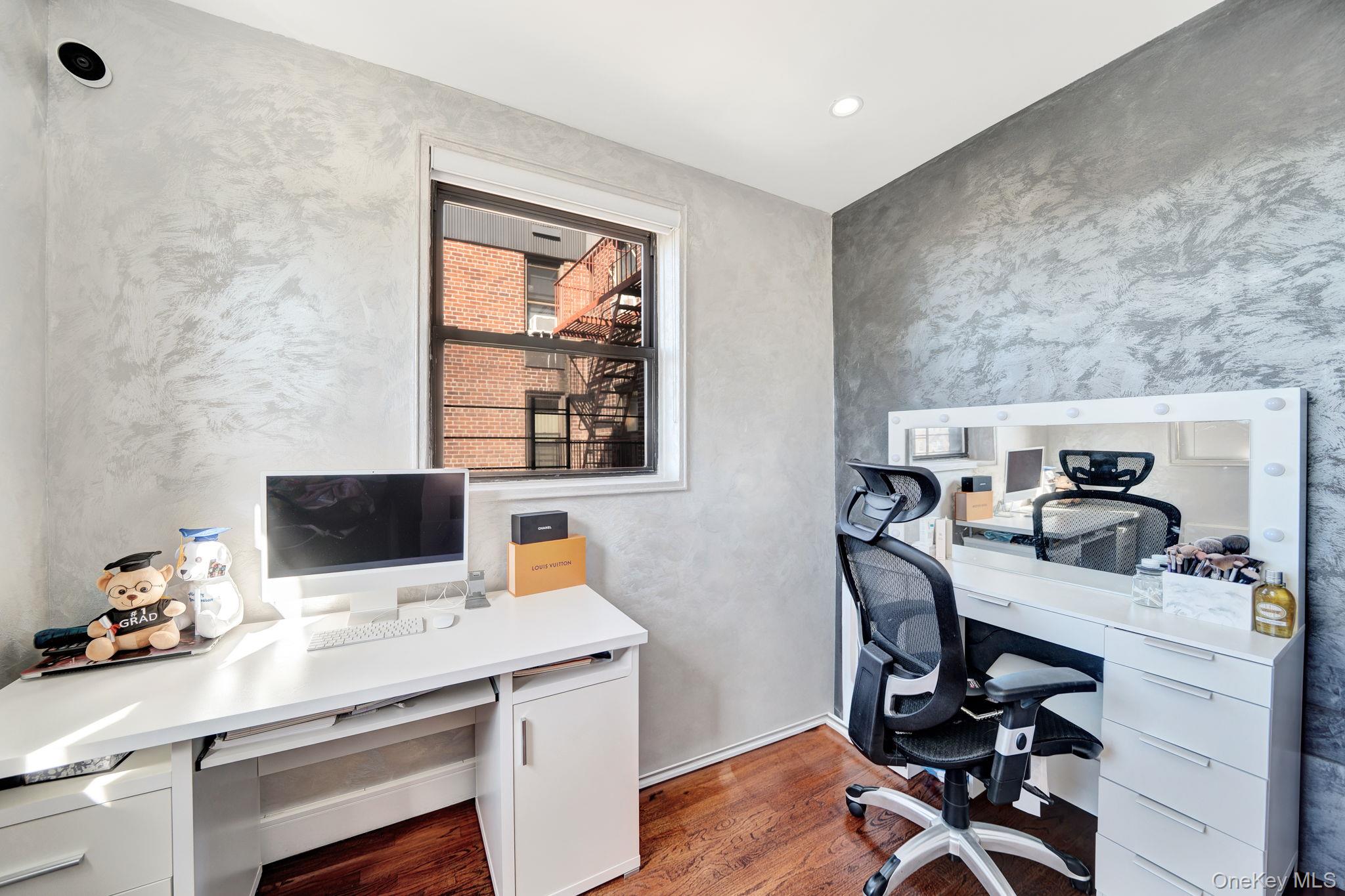 139-21 85th Drive # 5B, Briarwood, NY 11435