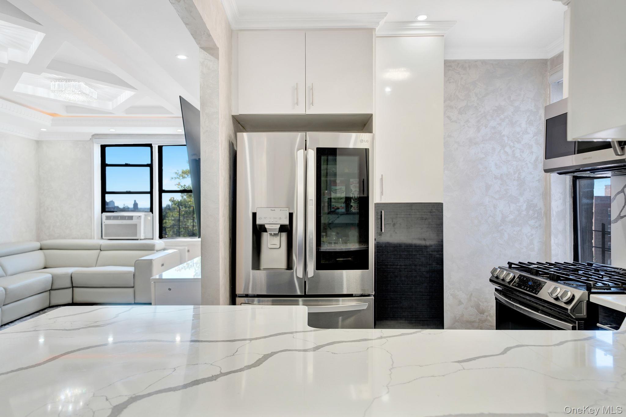 139-21 85th Drive # 5B, Briarwood, NY 11435