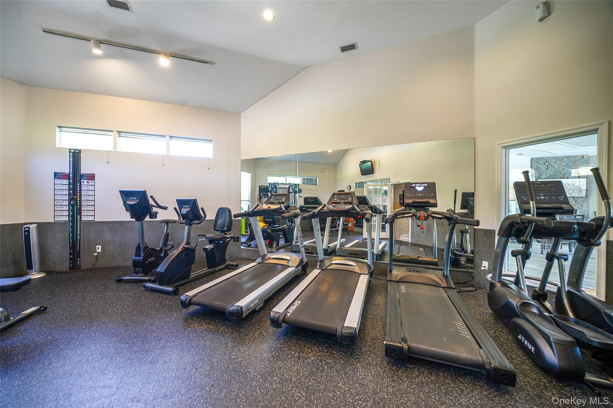 200 Lakebridge Drive N, Kings Park, NY 11754