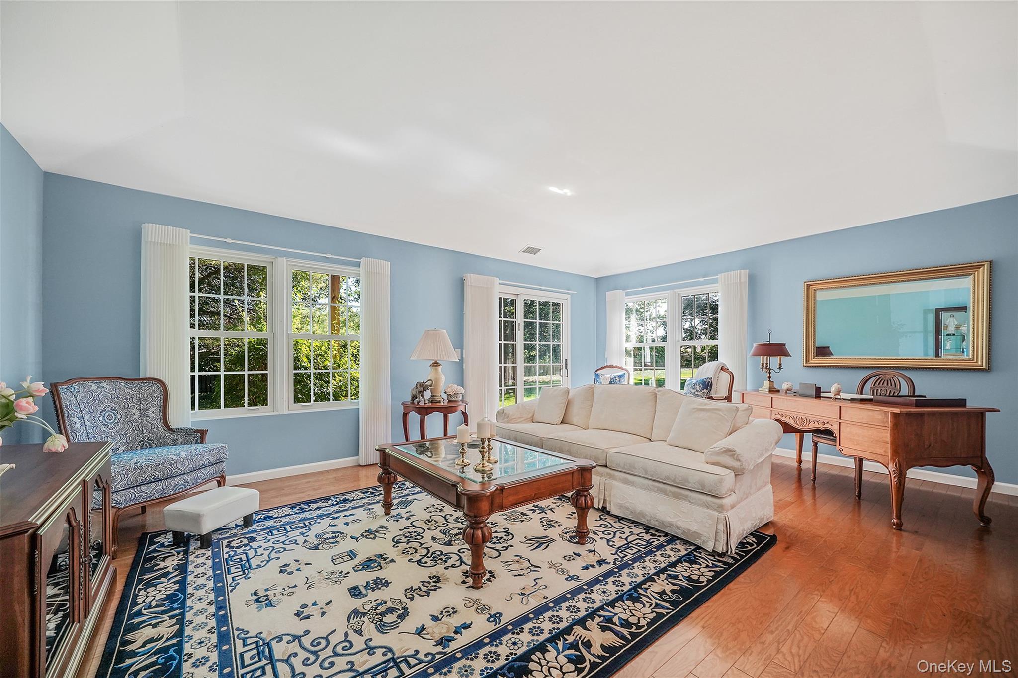 200 Lakebridge Drive N, Kings Park, NY 11754