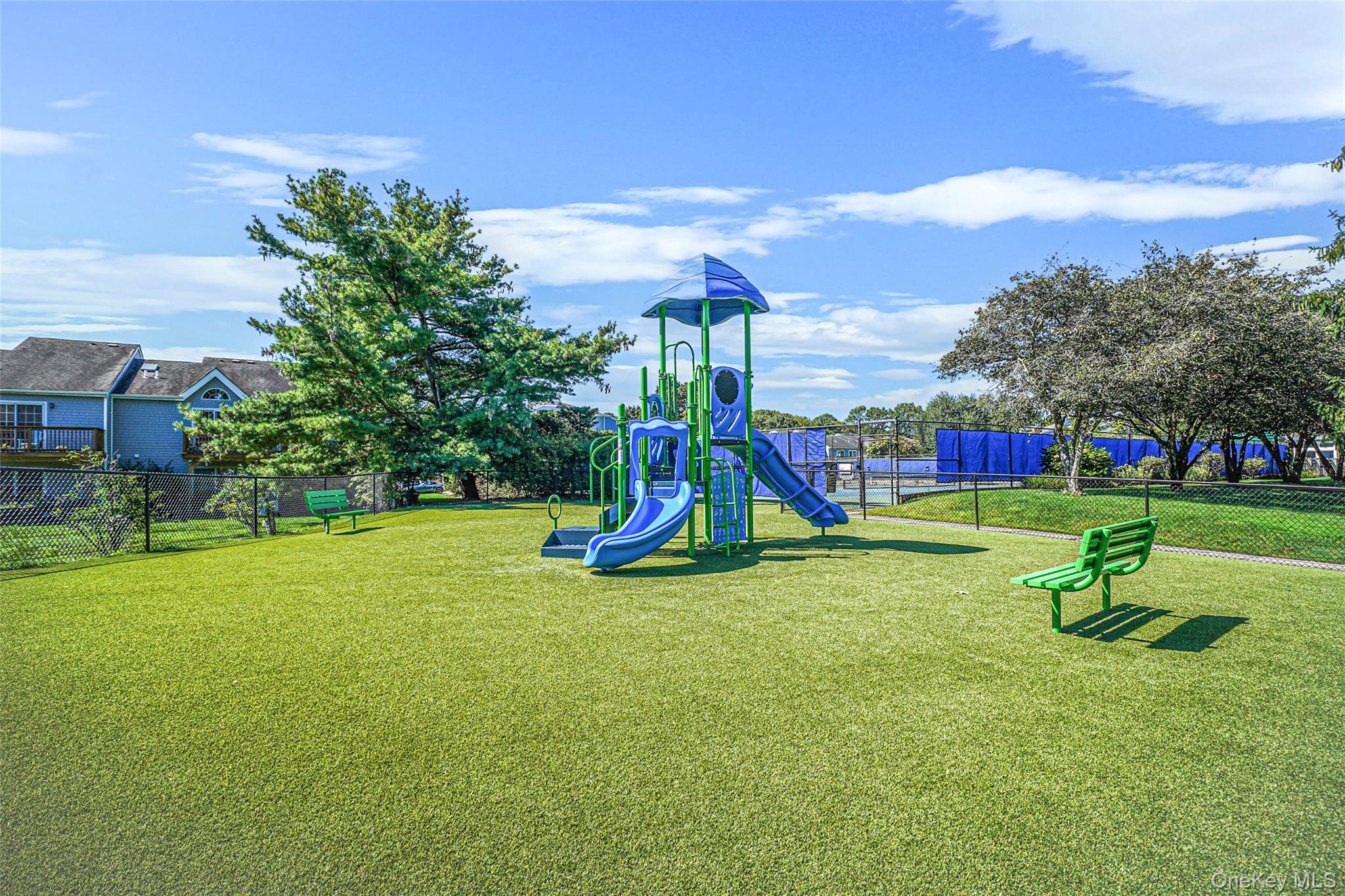 200 Lakebridge Drive N, Kings Park, NY 11754