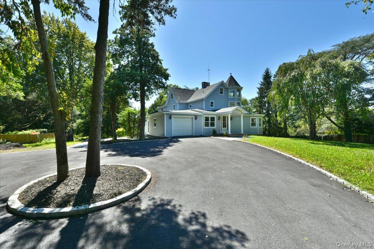 87 Dunlop Road, Huntington, NY 11743