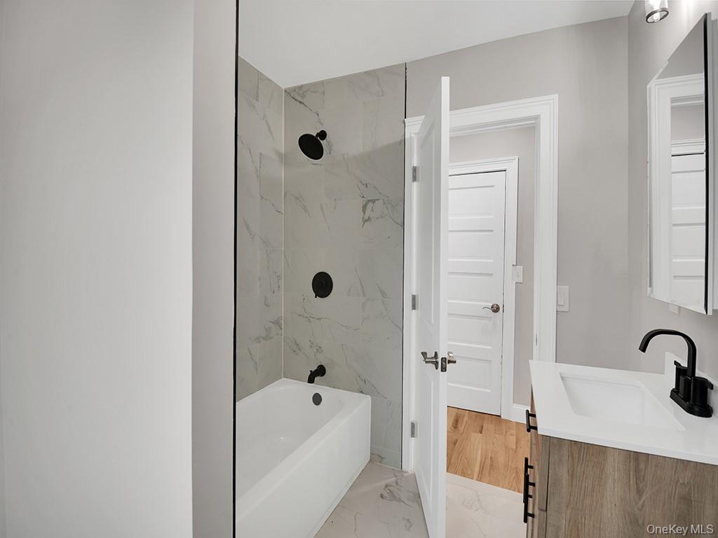 29 Harwich Street, Kingston, NY 12401