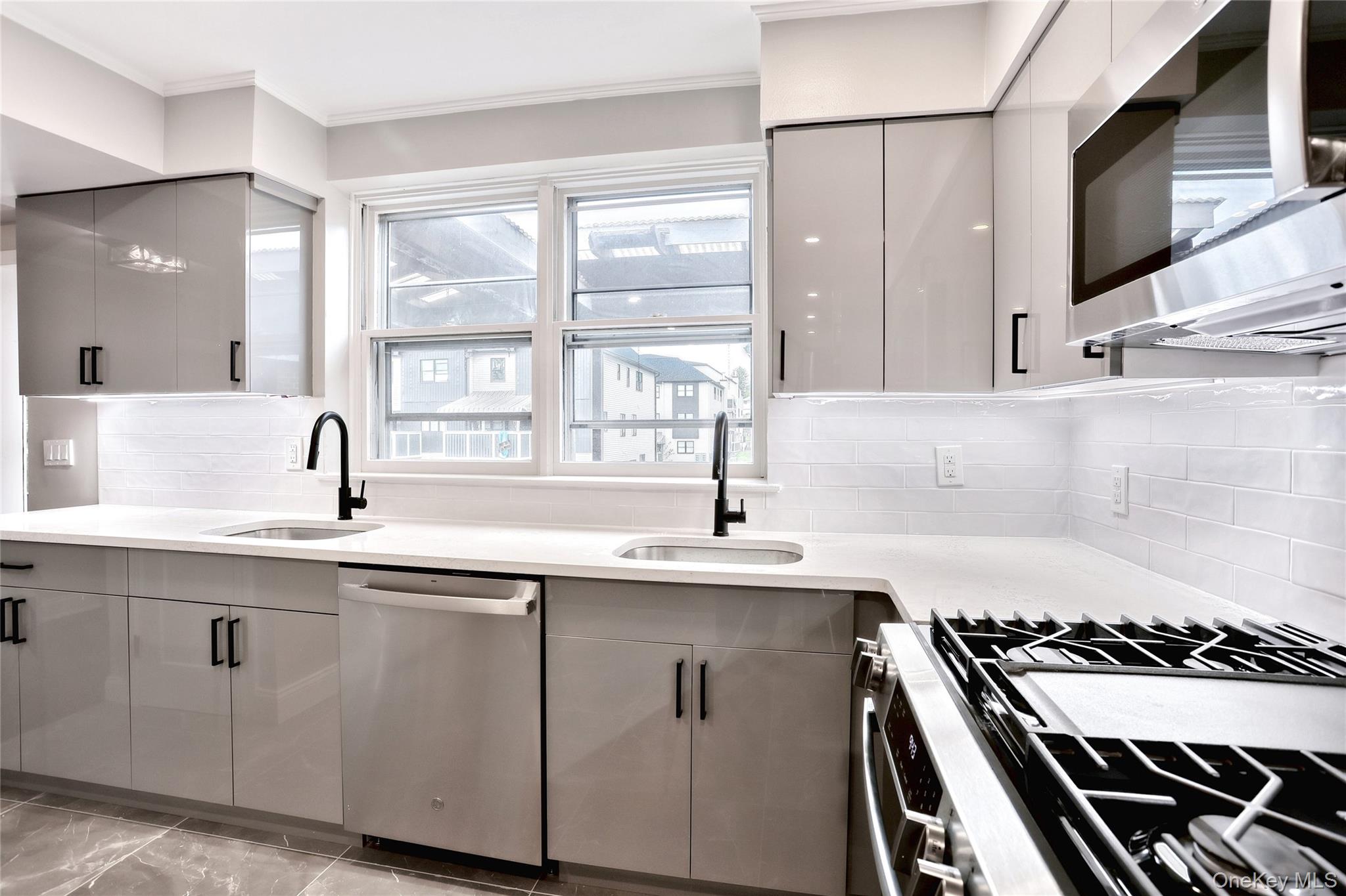 219 Kearsing Parkway # C, Monsey, NY 10952