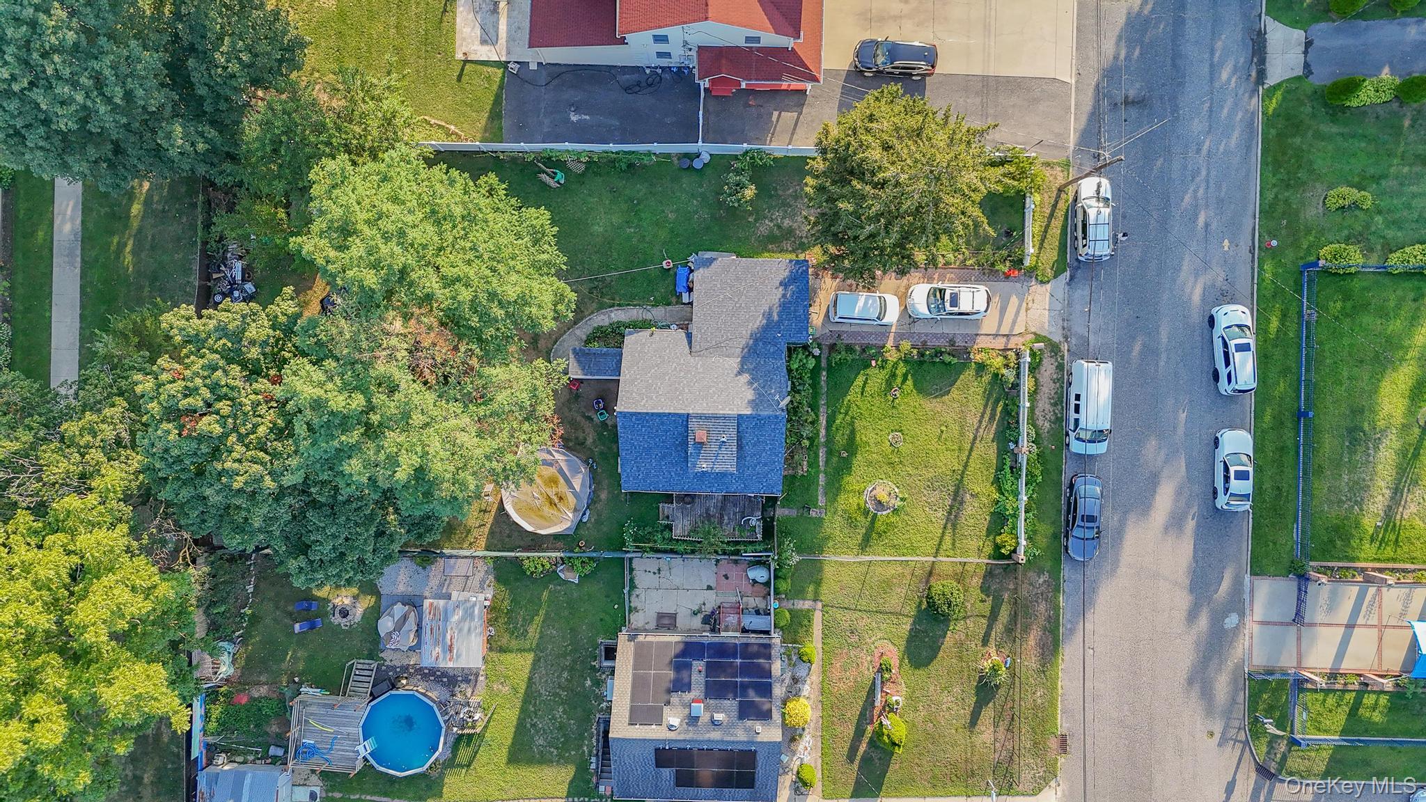 12 Garnet Drive, Brentwood, NY 11717