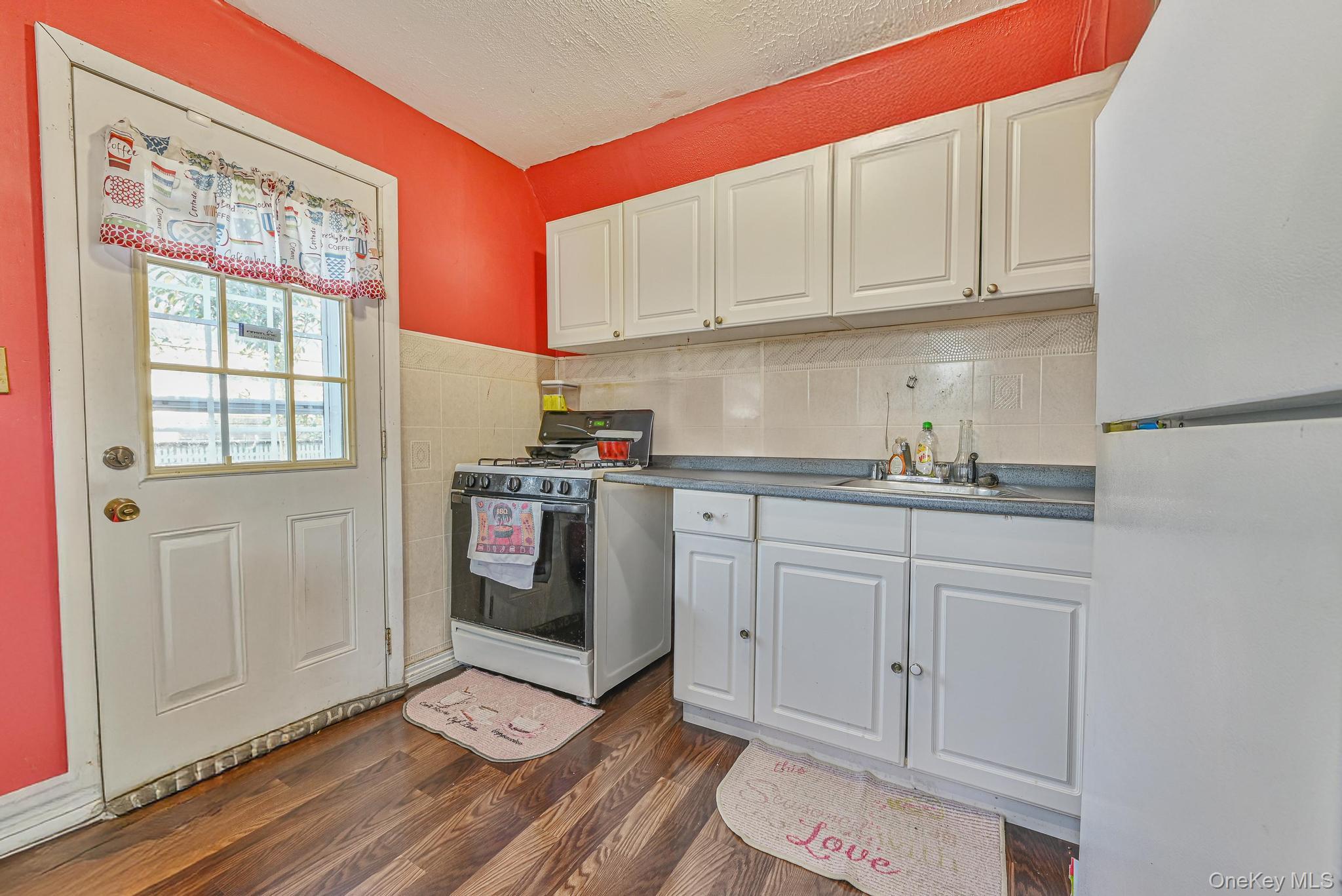 12 Garnet Drive, Brentwood, NY 11717