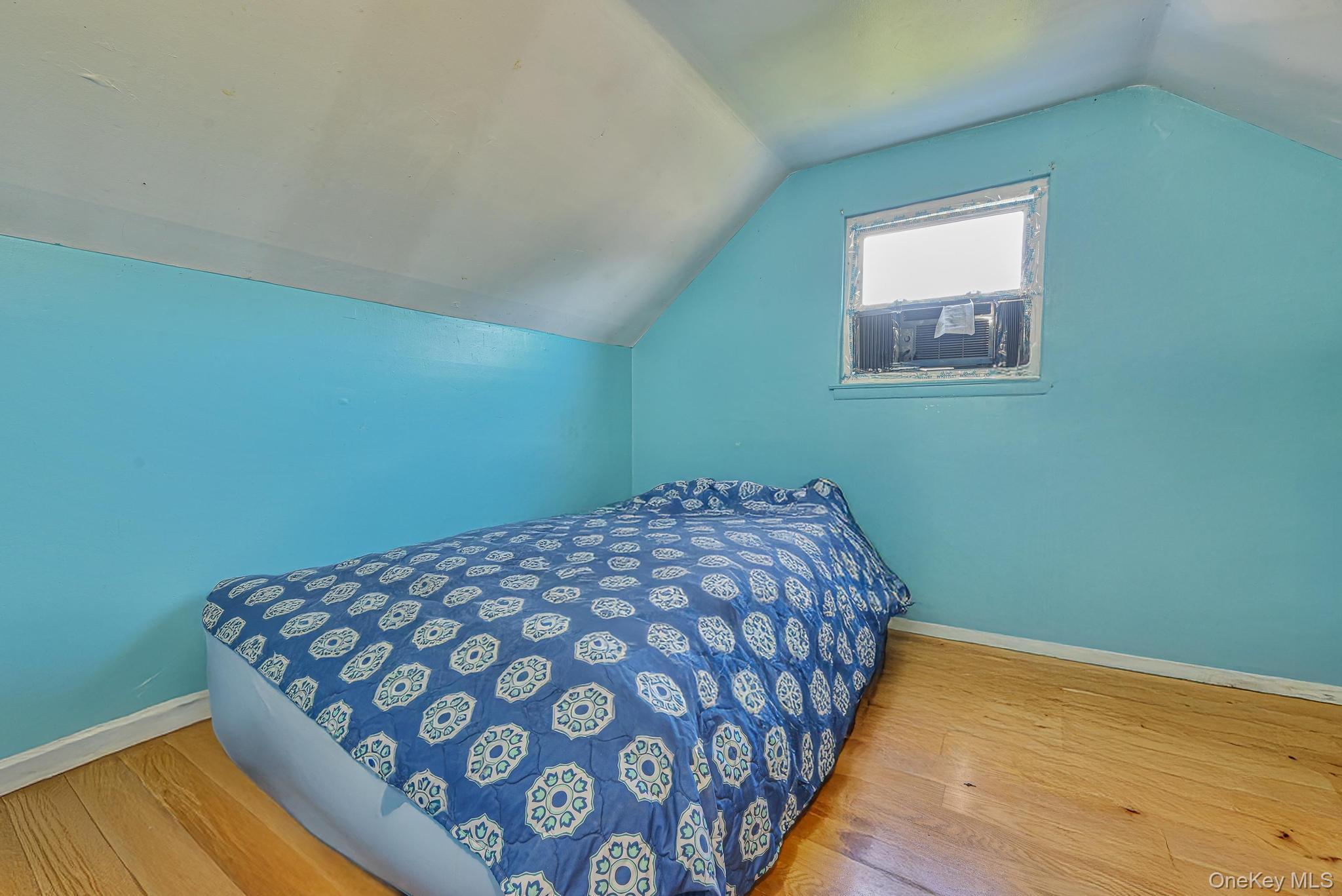 12 Garnet Drive, Brentwood, NY 11717