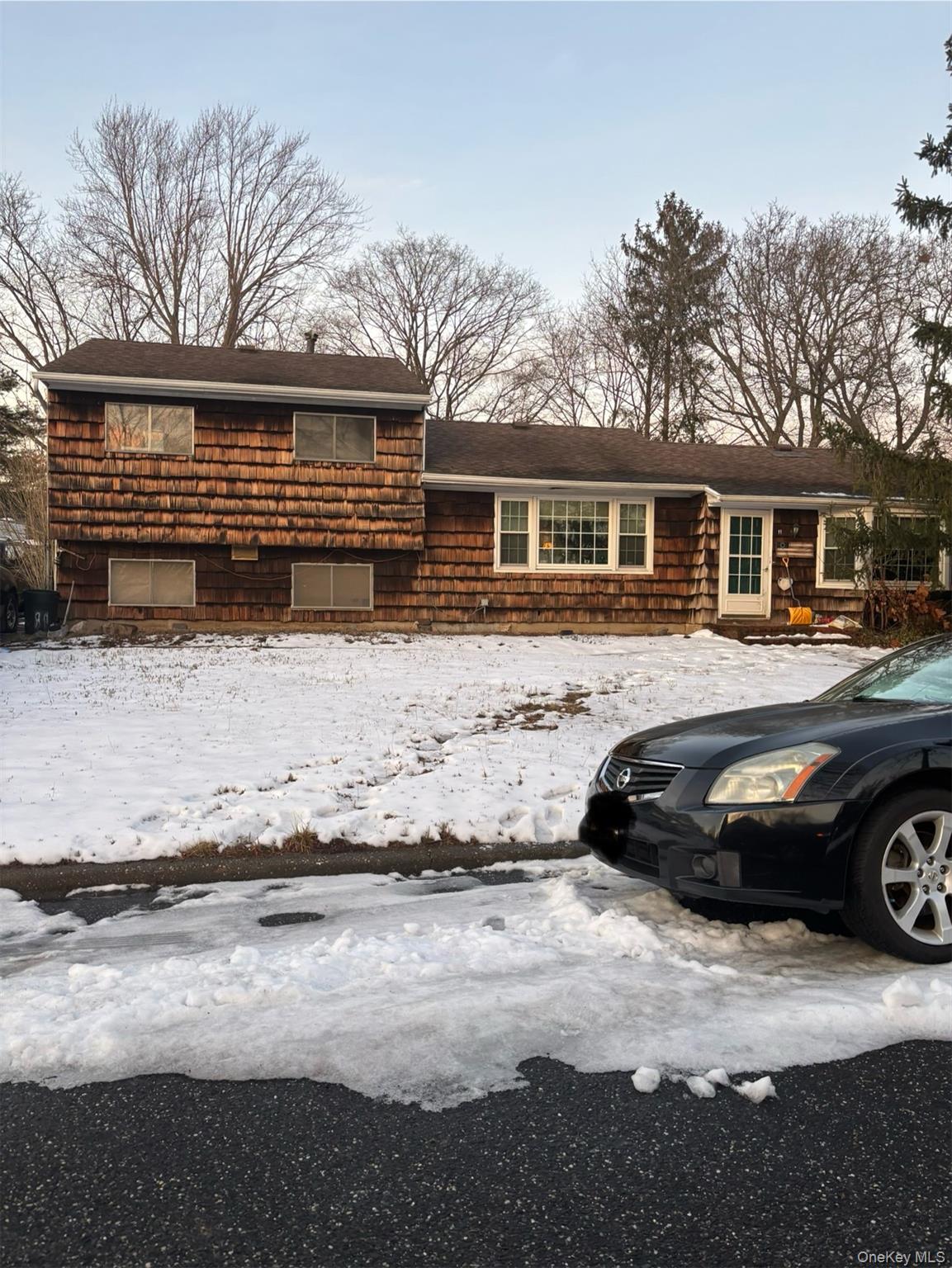 11 Berry Lane, Centereach, NY 11720