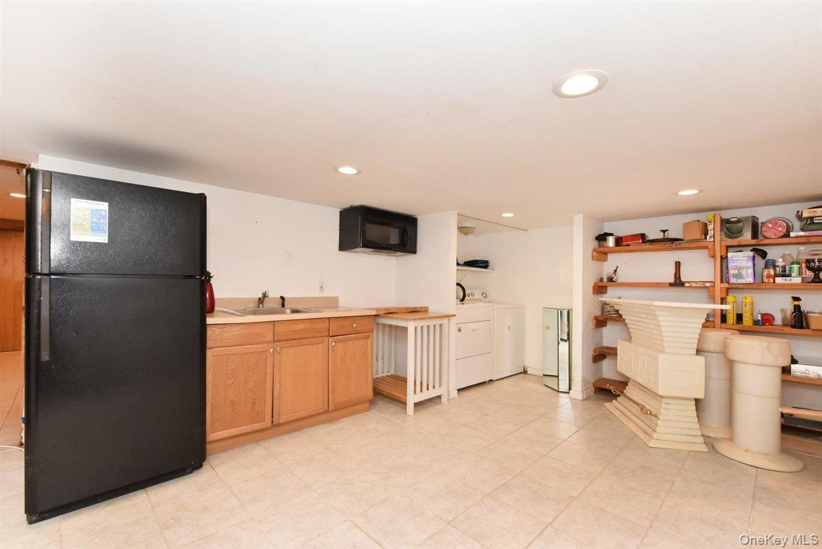 139-30 Coolidge Avenue, Briarwood, NY 11435