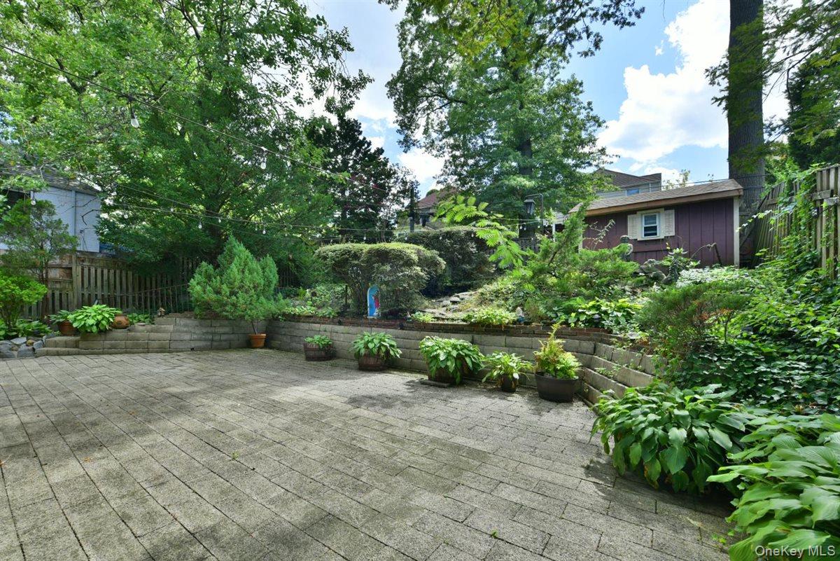 139-30 Coolidge Avenue, Briarwood, NY 11435