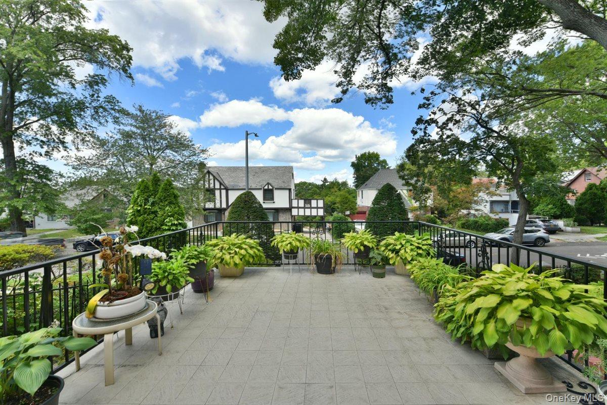 139-30 Coolidge Avenue, Briarwood, NY 11435