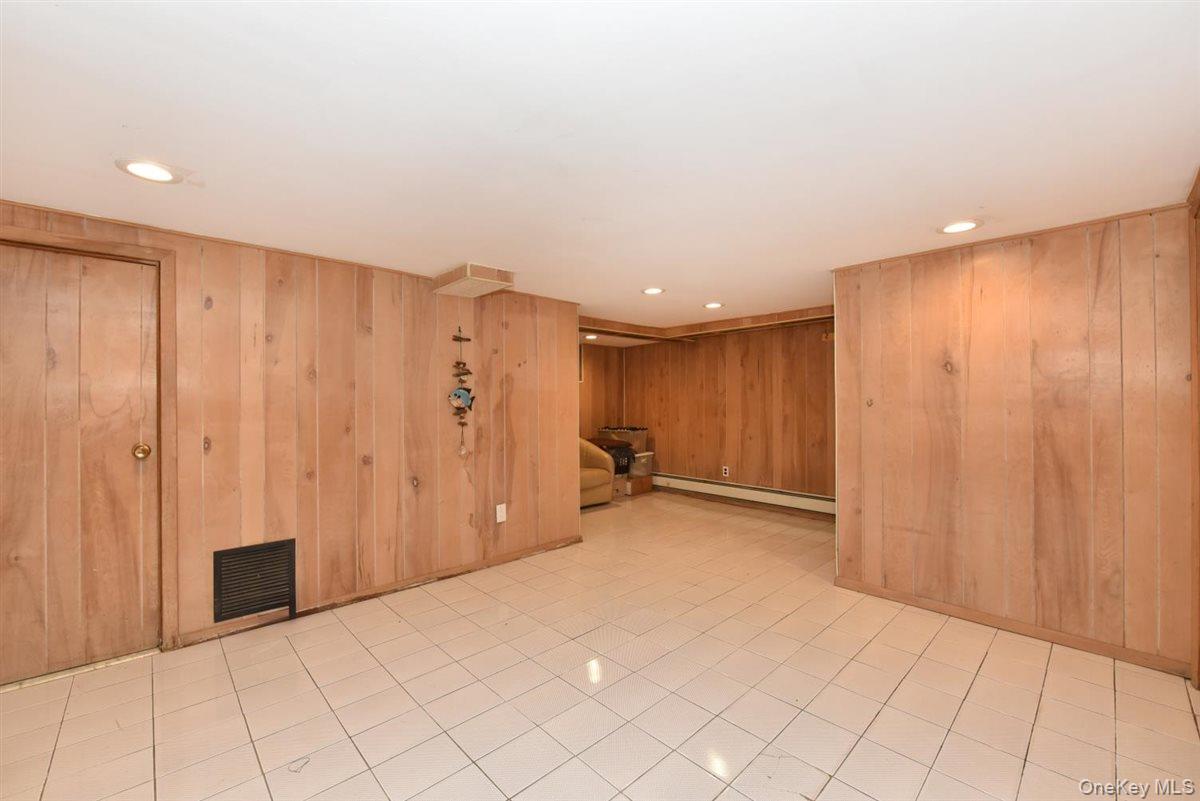 139-30 Coolidge Avenue, Briarwood, NY 11435