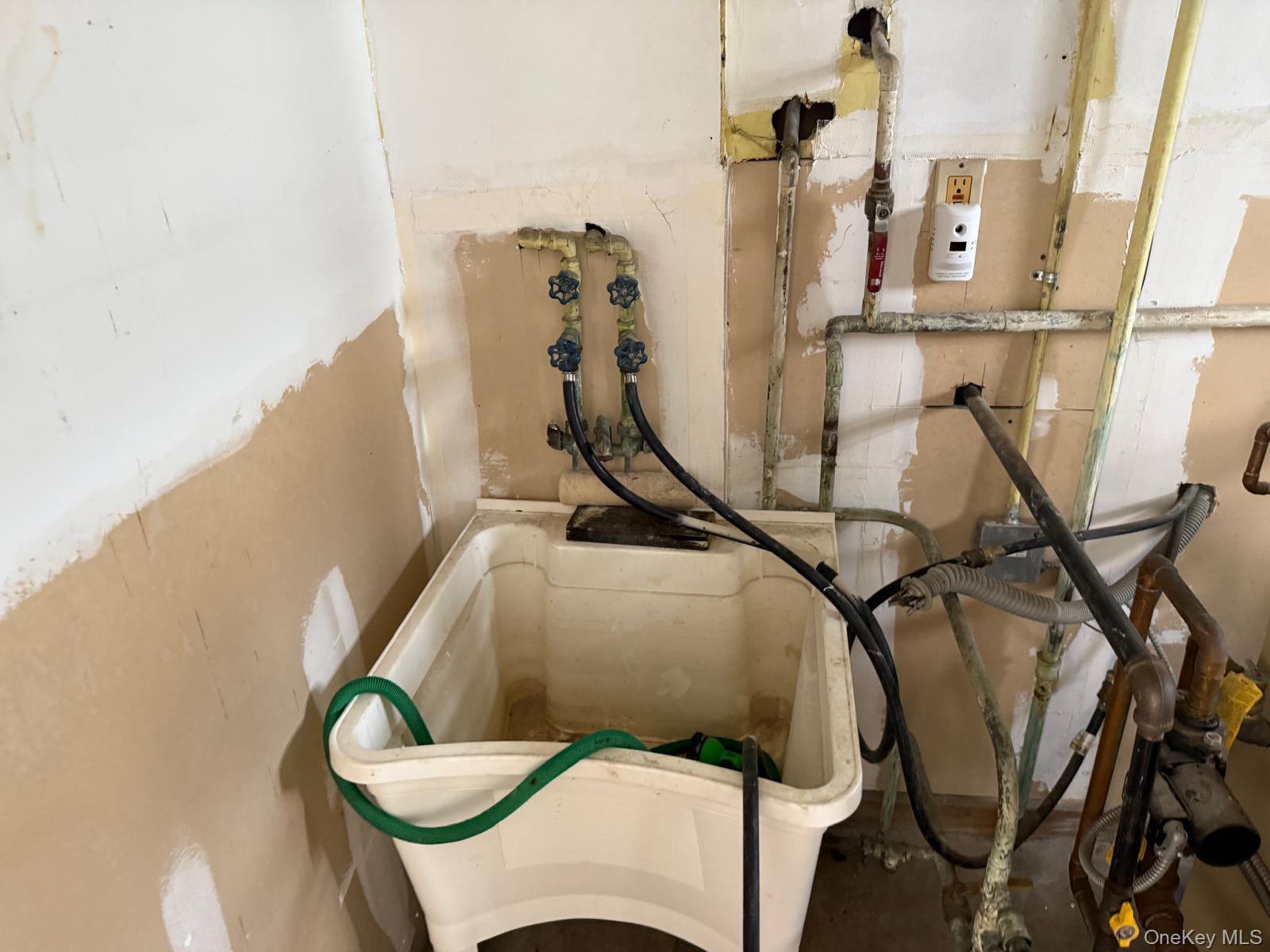 14-11 Chandler Street, Far Rockaway, NY 11691