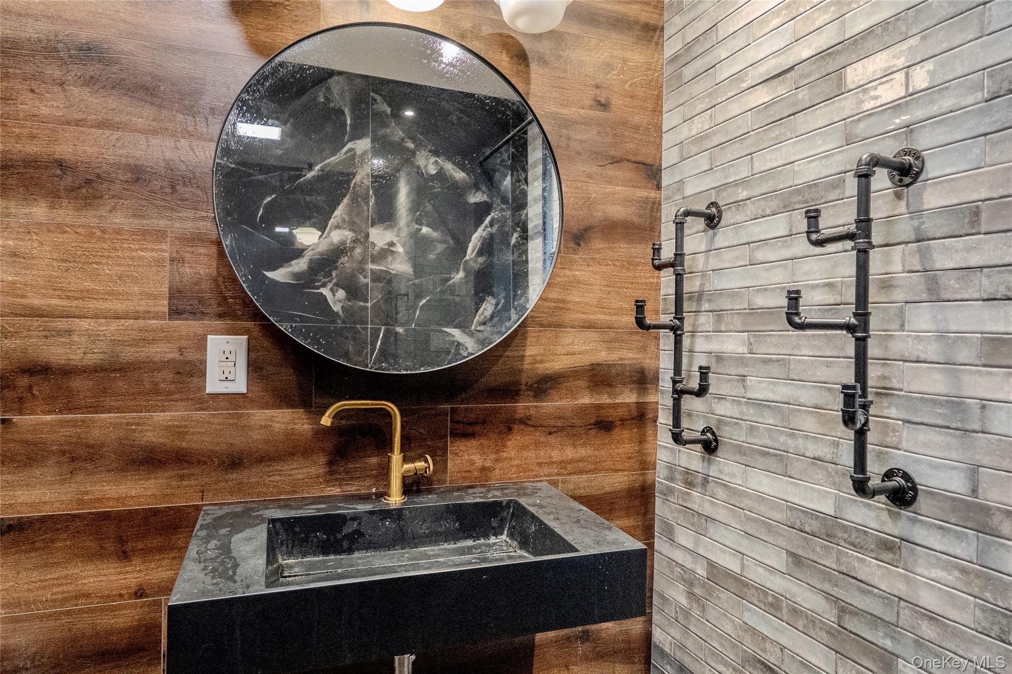 231 Norman Avenue, Brooklyn, NY 11222