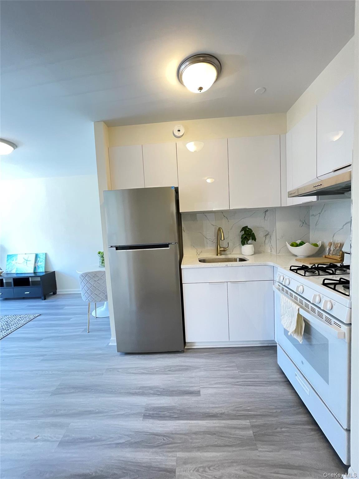 144-48 Roosevelt Avenue # 3B, Flushing, NY 11354