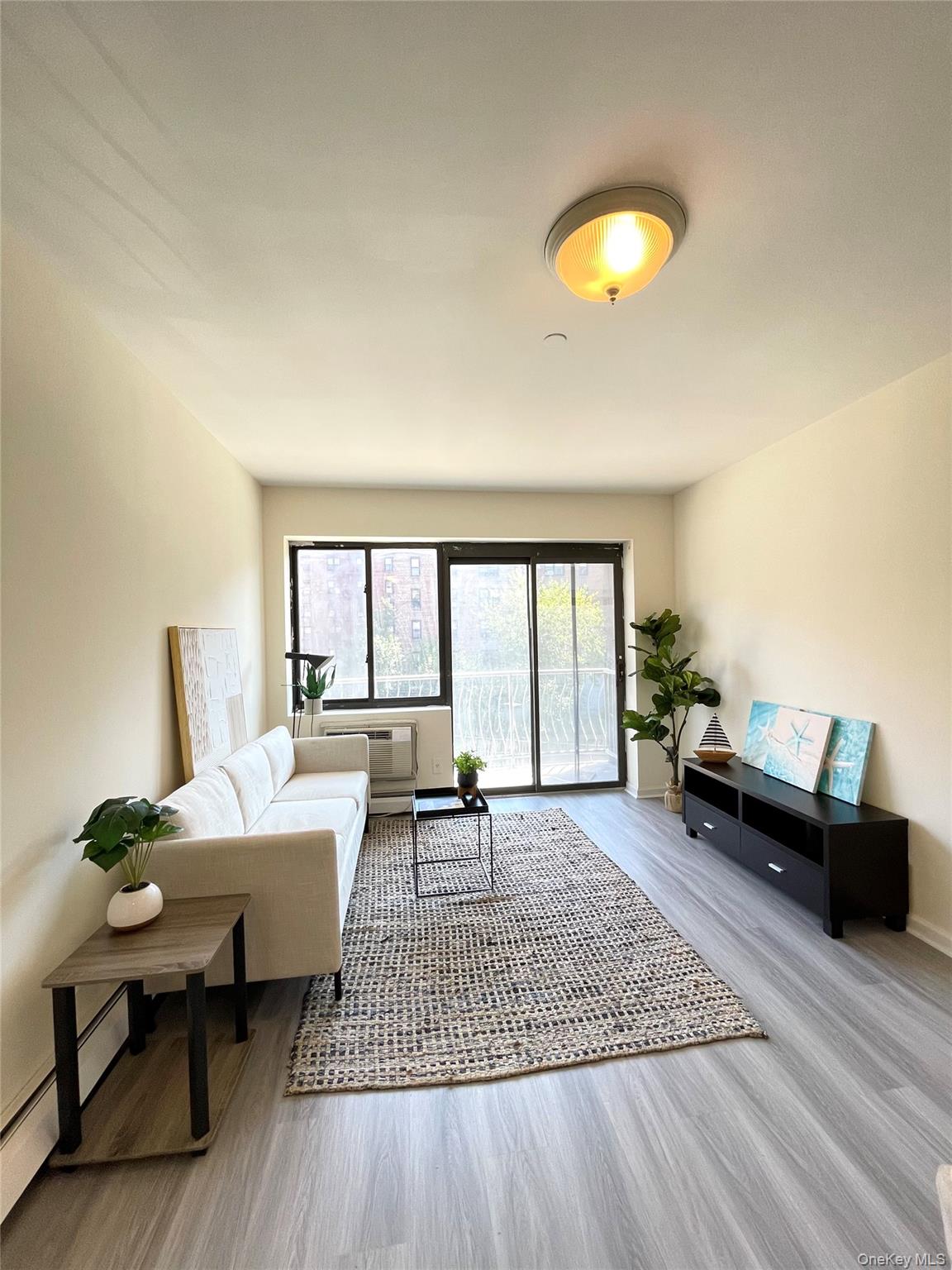 144-48 Roosevelt Avenue # 3B, Flushing, NY 11354