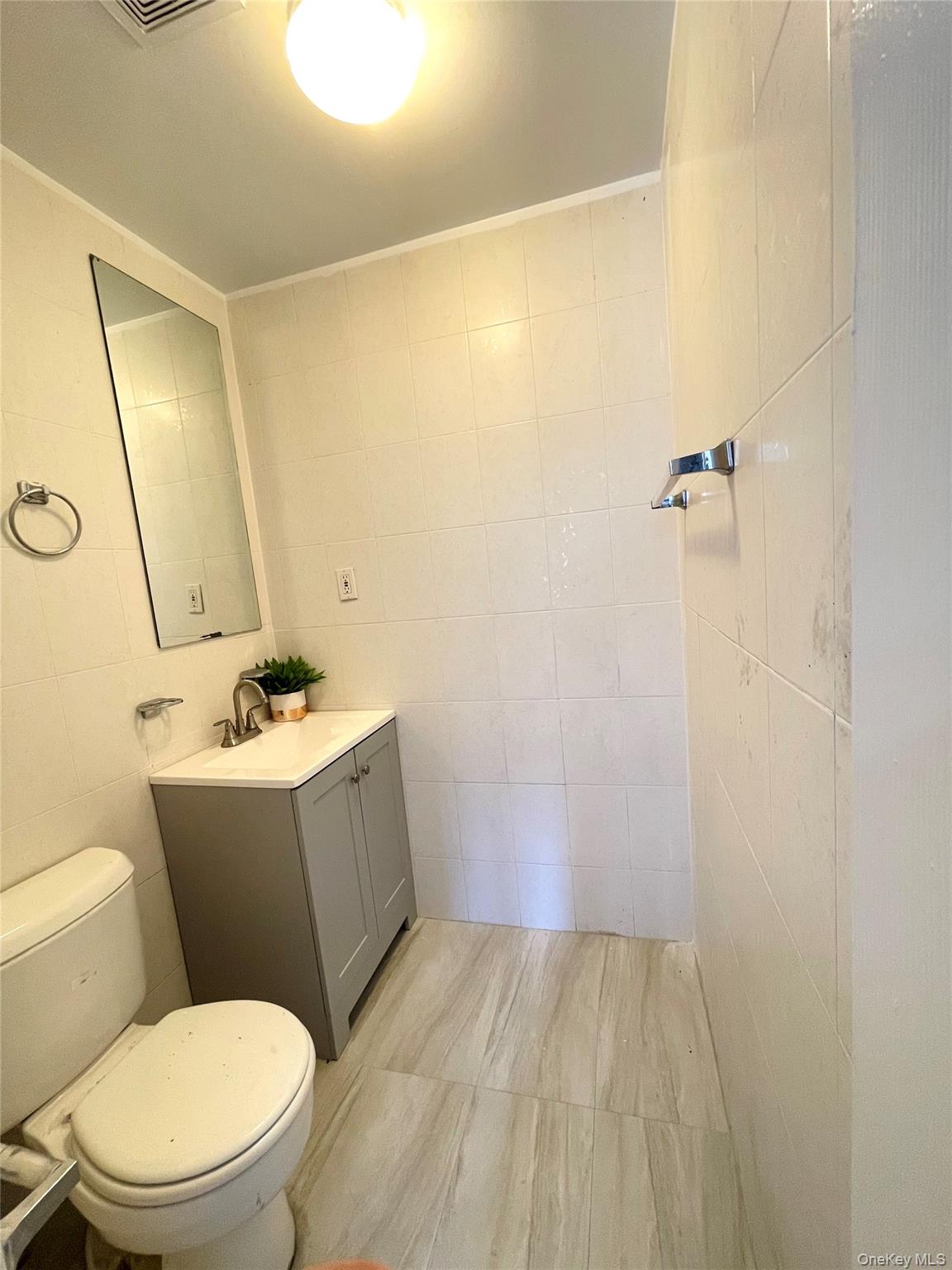 144-48 Roosevelt Avenue # 3B, Flushing, NY 11354