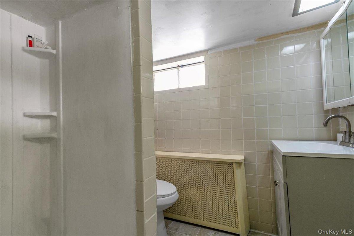 5 Priscilla Lane, Poughkeepsie, NY 12603