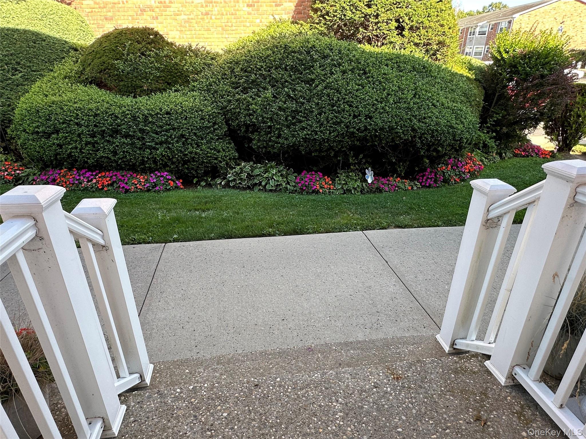 145 Fairharbor Drive # 145, Patchogue, NY 11772