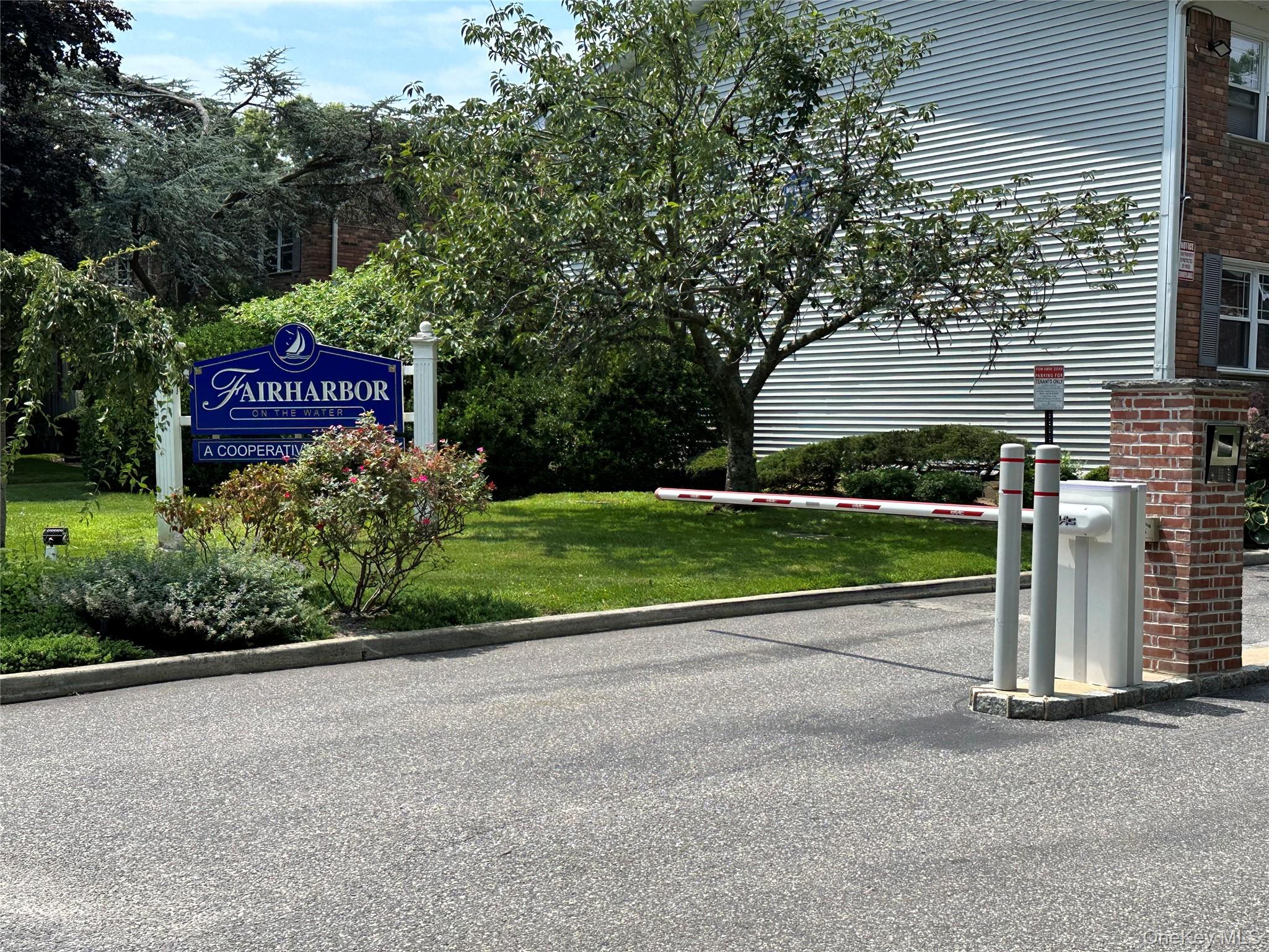 145 Fairharbor Drive # 145, Patchogue, NY 11772