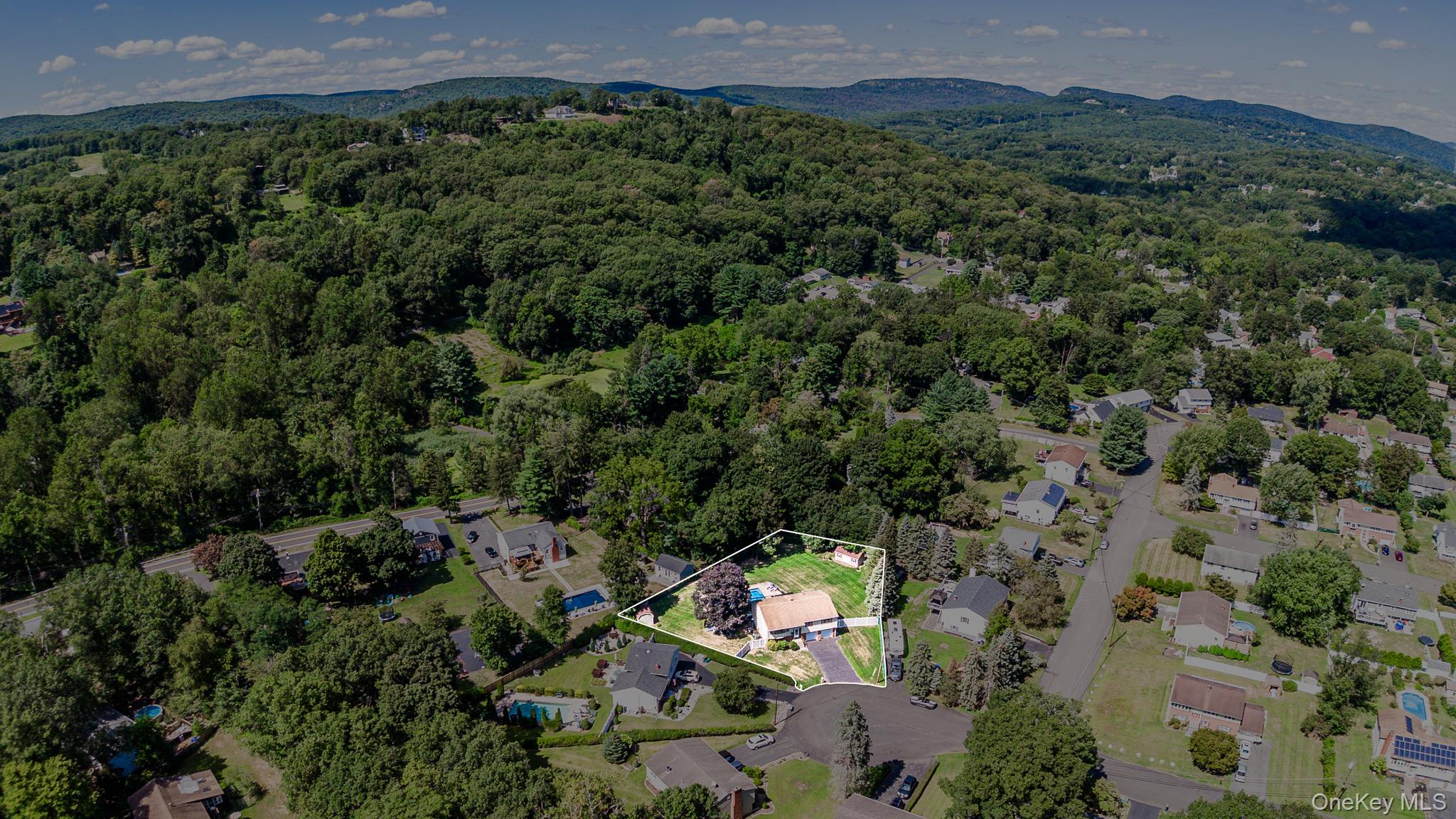 89 Pine Drive, Stony Point, NY 10980