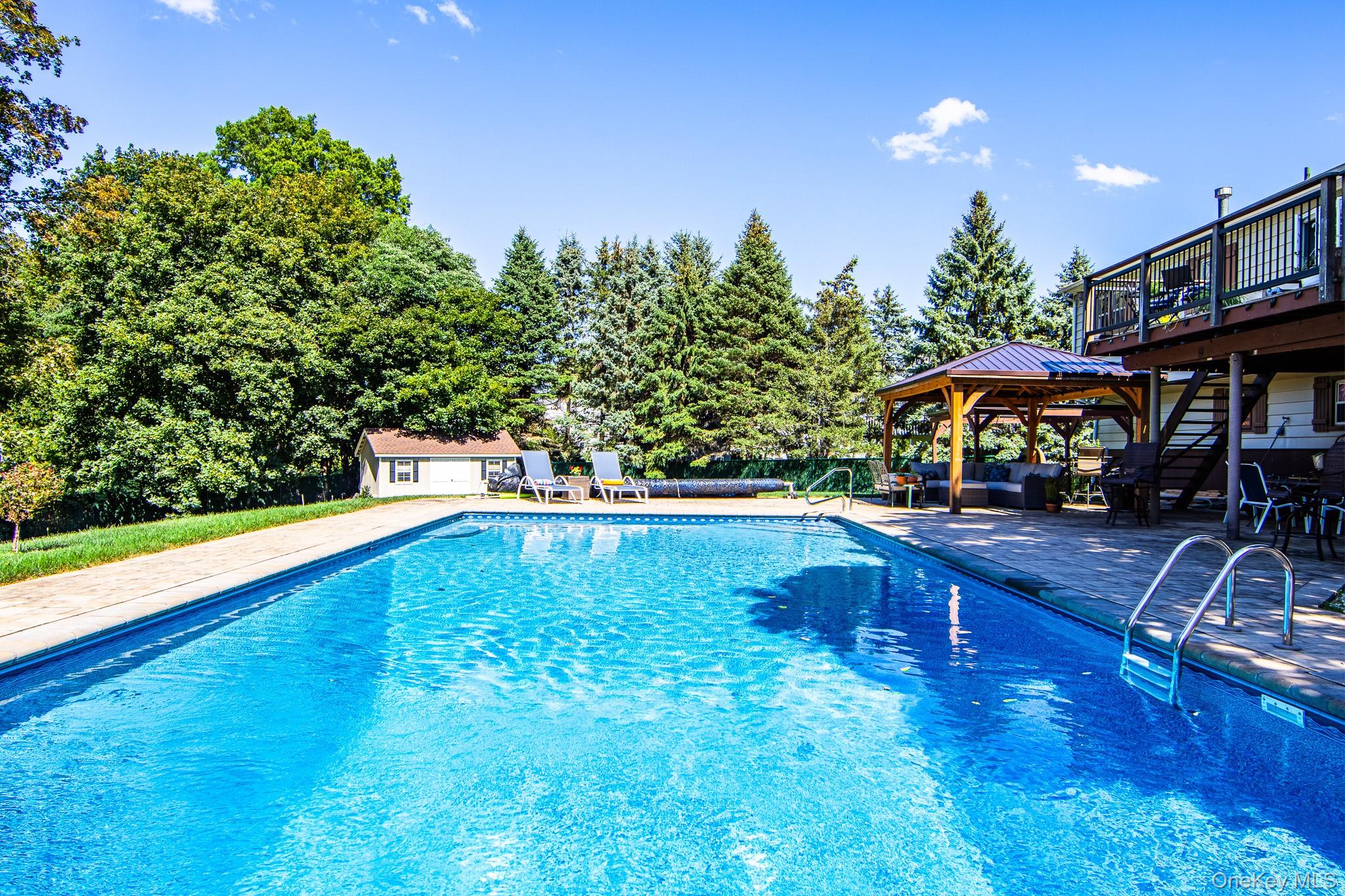 89 Pine Drive, Stony Point, NY 10980