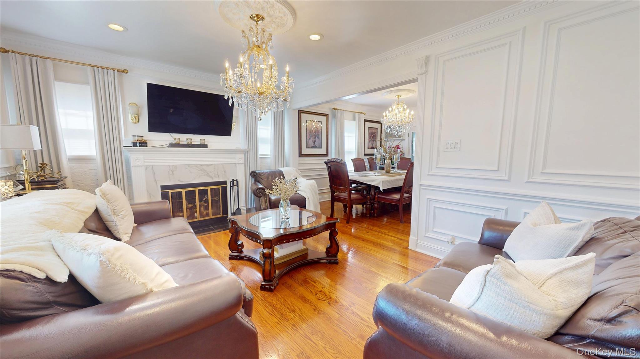 14 Plymouth Street, New Hyde Park, NY 11040